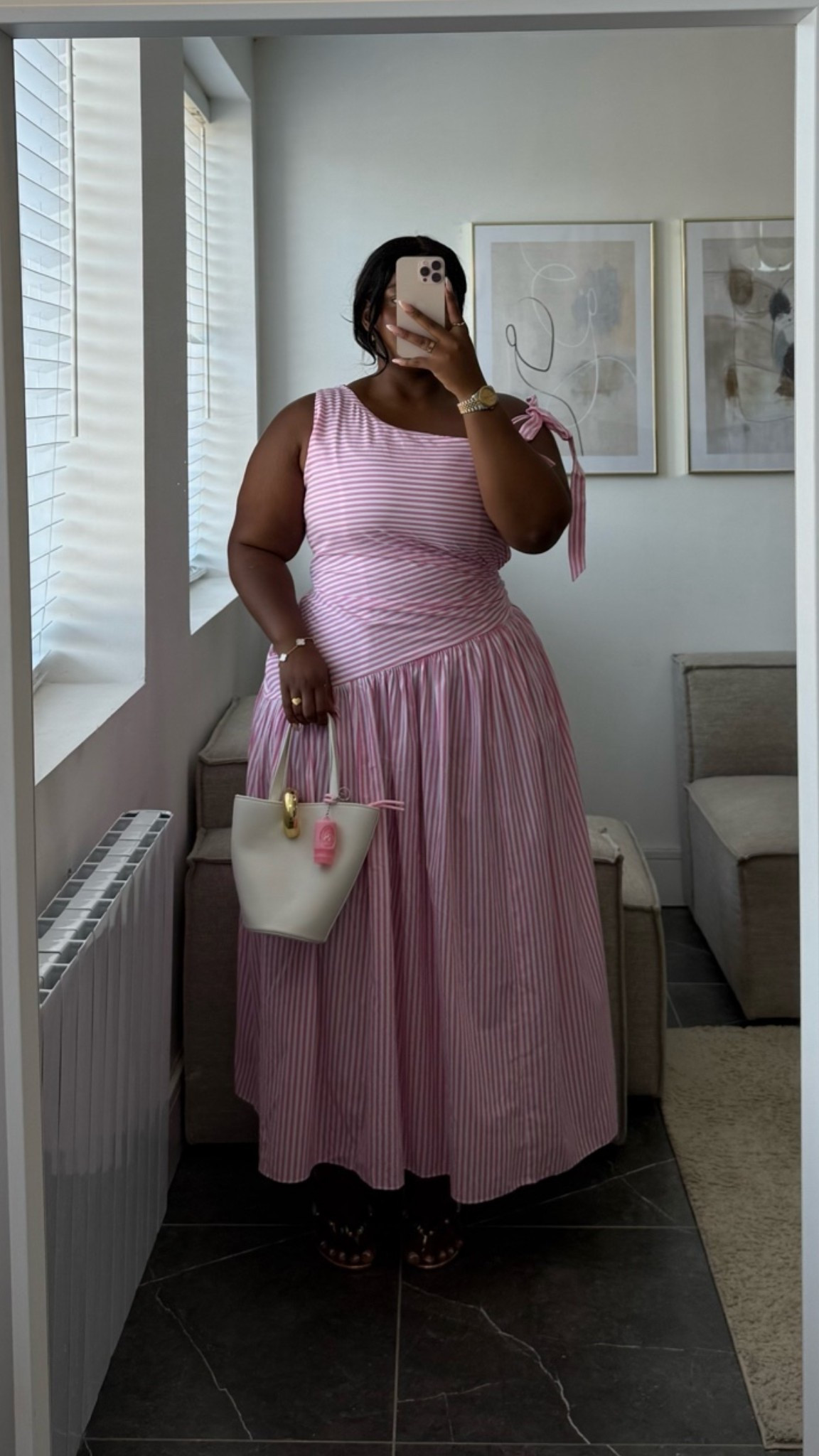 Such a cute summer dress 🥹

#LTKsummer #LTKplussize #LTKsale