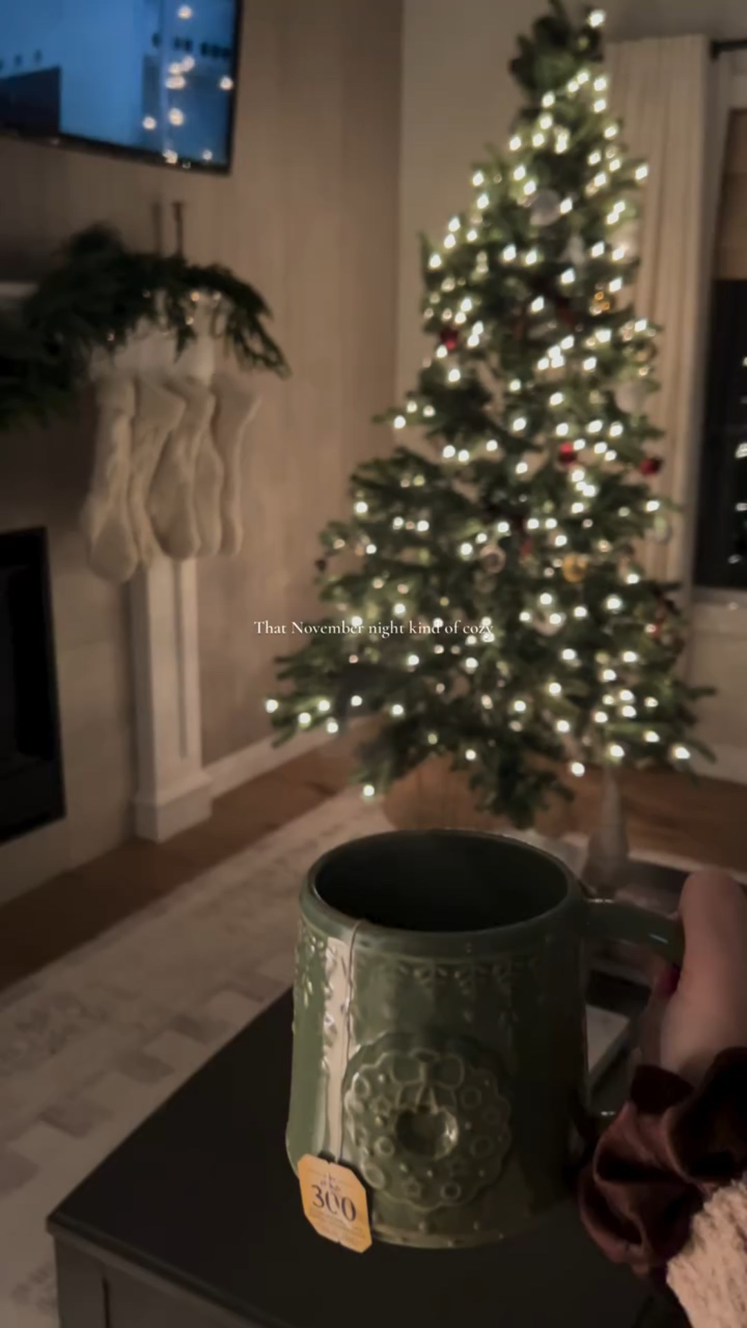 Something about evenings with all the decor up are next level cozy. Anyone else love November and December evenings?! They’re so special ☕️♥️✨🎄

You can shop my Christmas decor by commenting ‘shop’ on this post & I will send you links directly to your inbox! 

SAVE this post for decorating inspo & follow @cozyandpolished for more home decor and interiors 🤍

.
.
.

#novembernights #holidayinspiration #holidaydecorations #christmasdecor #cozyevening #cozychristmasdecor