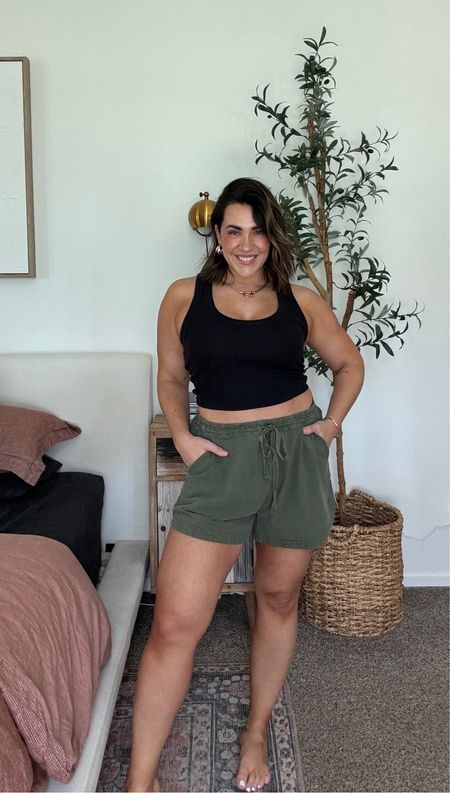 Midsize mom approved shorts 
Flowy style shorts
Comfortable casual spring summer outfit 
Walmart spring haull

#LTKmidsize #LTKstyletip #LTKSeasonal