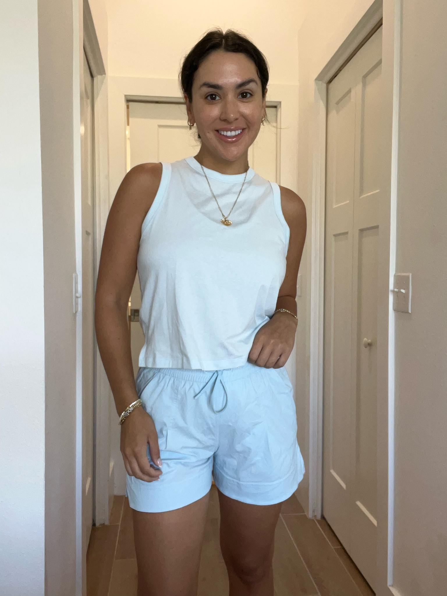 Perfect athleisure outfit for Florida winter walks! 