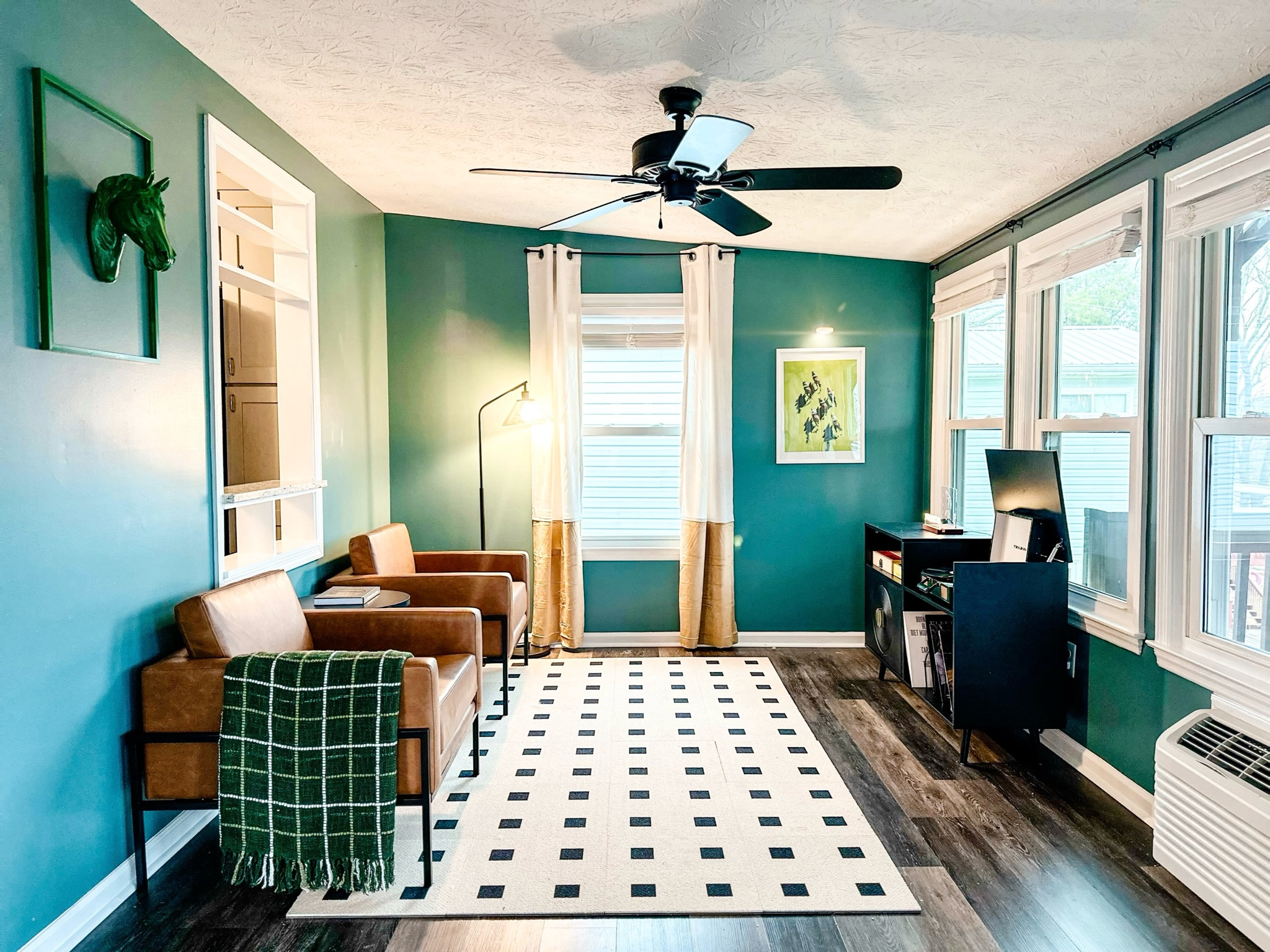 Sometimes simple spaces make a big impact. As in the case of our Kentucky home makeover. 

#LTKHome