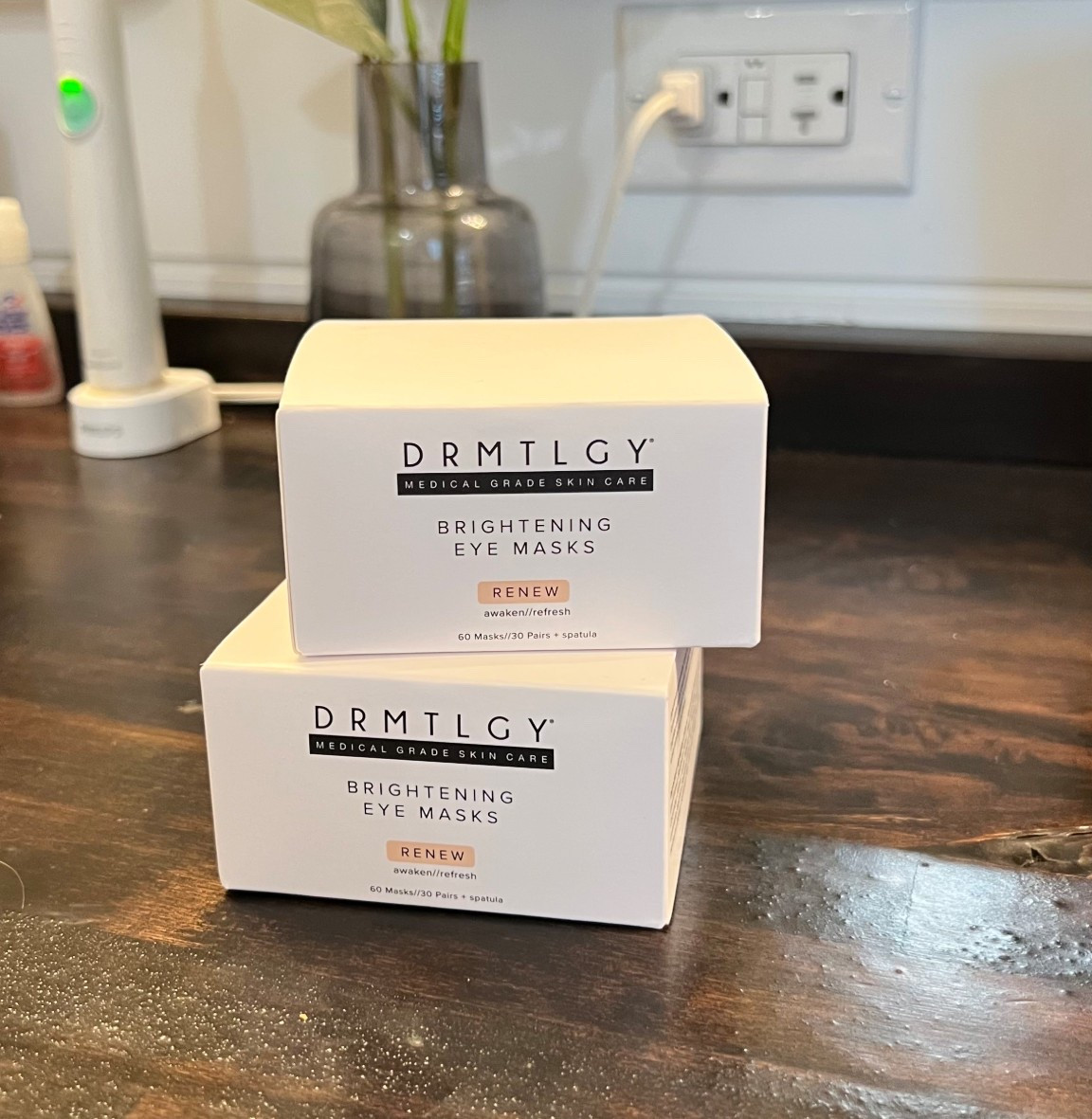 The literal best hydrating and brightening eye patches and they’re on sale! 

#LTKSaleAlert #LTKselfcare #LTKBeauty