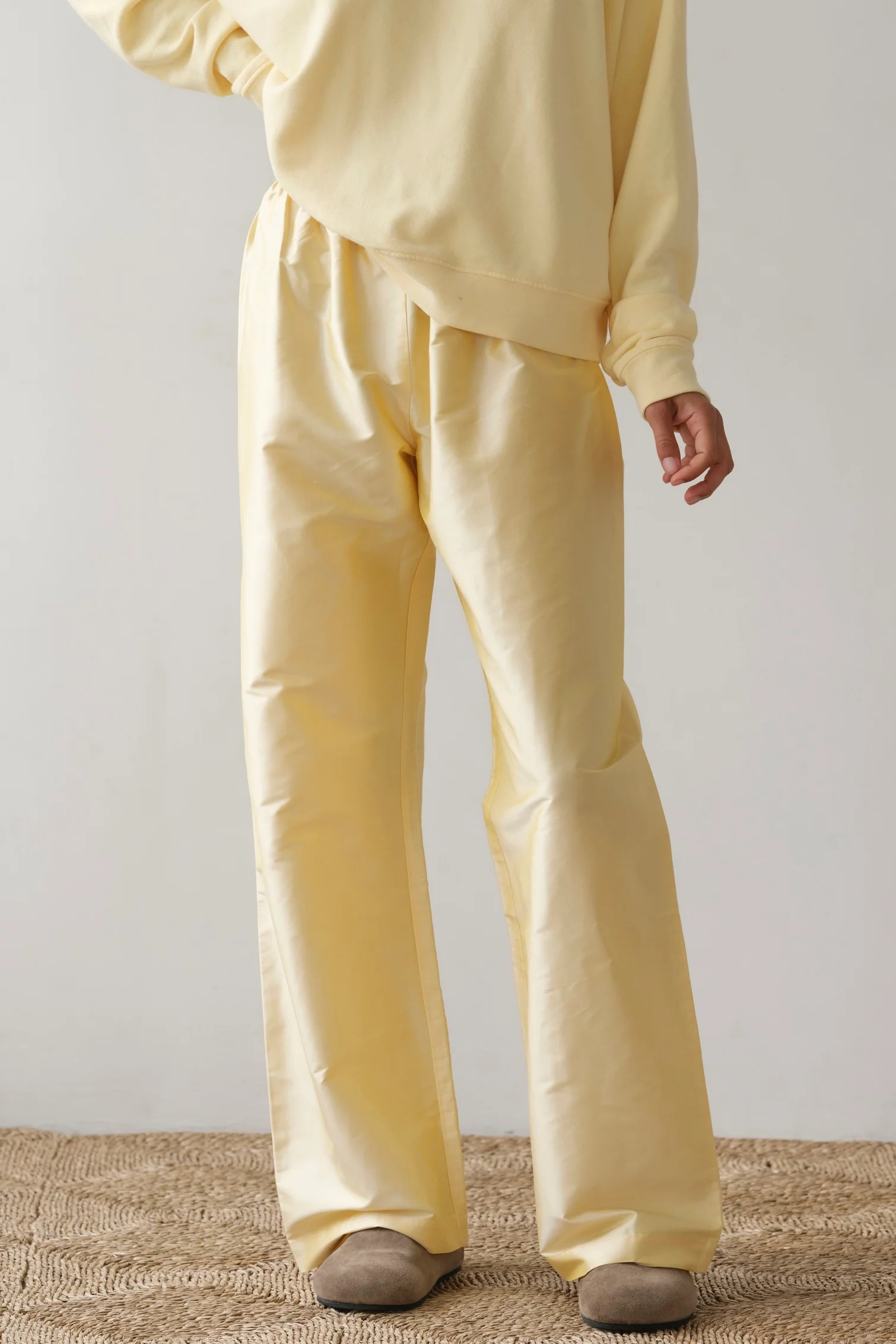 The Taffeta Simple Pant | DONNI.