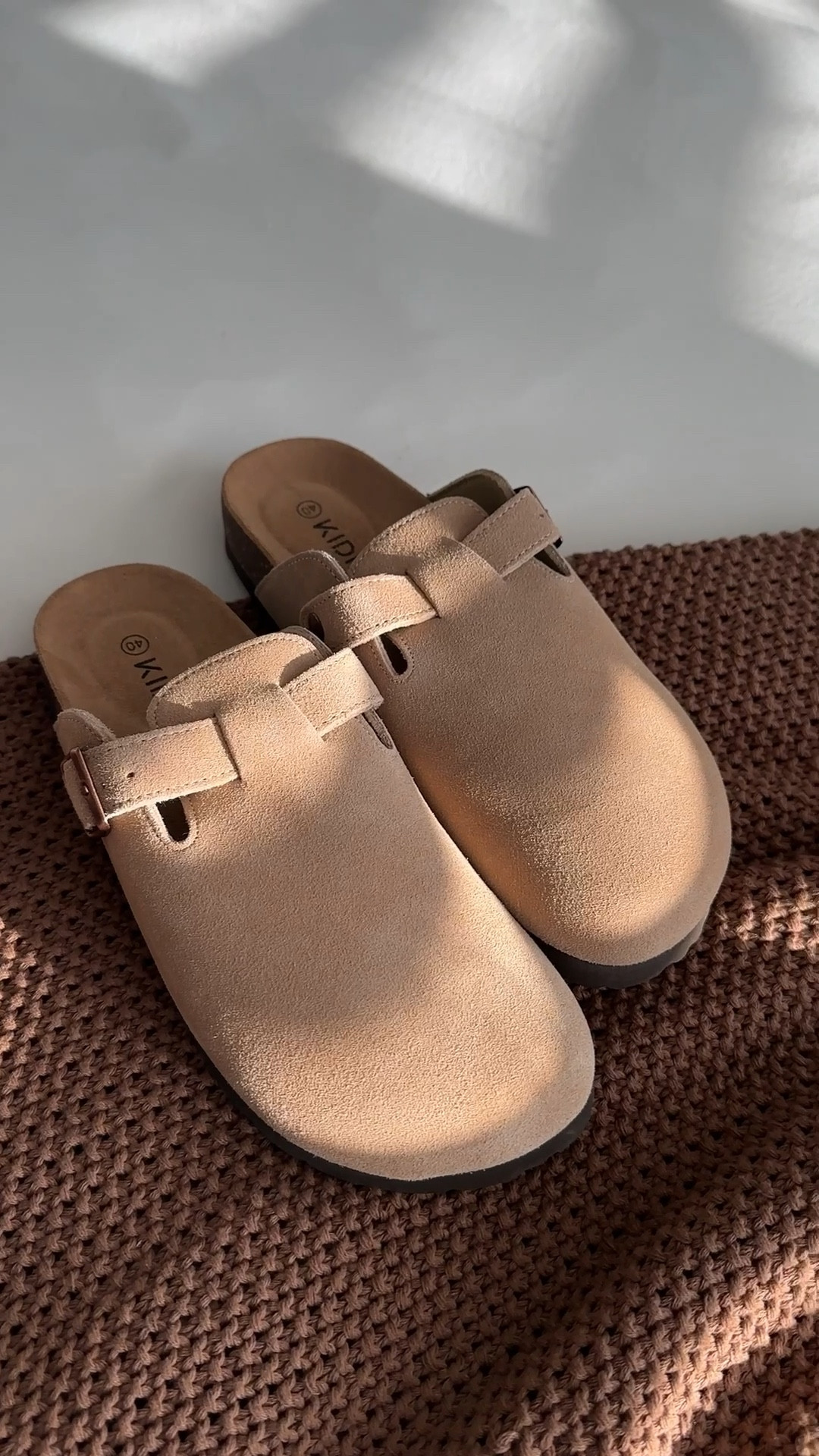 🍂 The perfect fall shoe is on sale on Amazon! 👡✨ These clogs are cute, comfy, and so easy to pair with everything, from jeans to cozy loungewear. Linked my favorite pair on Amazon so you can snag them while they’re marked down! 

#LTKShoeCrush #LTKFindsUnder50 #LTKSaleAlert