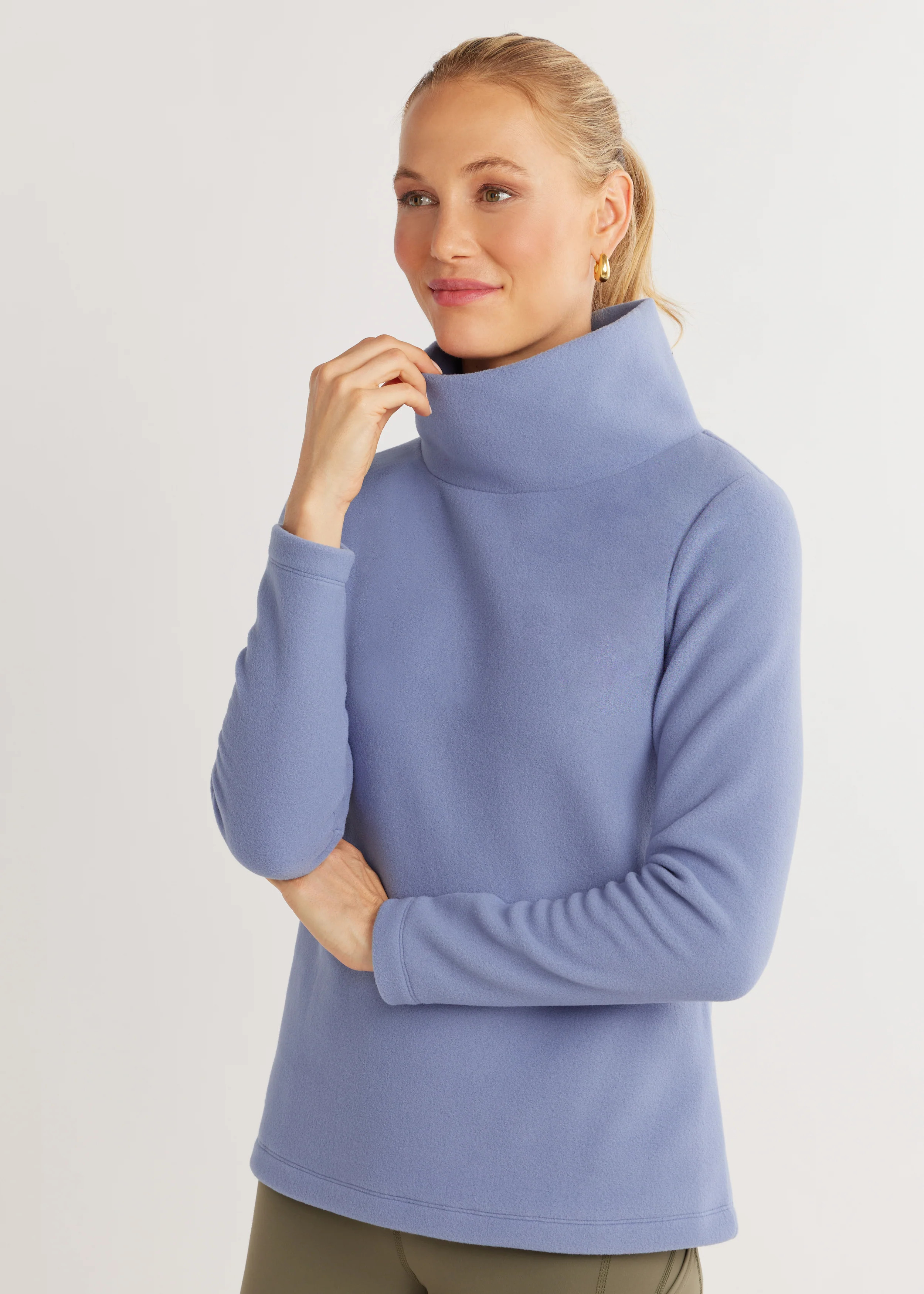 Greenpoint Turtleneck in Vello Fleece (Denim Blue) | Dudley Stephens