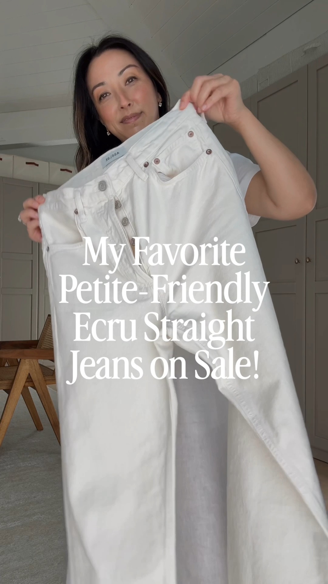 Petite-friendly white/ecru straight jeans. Currently on sale. Size down. 

AGOLDE 90’s crop 24. 
Everlane tee medium 
Gap sweater petite small
Veronica Beard loafers 5.5
Liffner bucket bag
Zara jacket xs
le Spec sunglasses 
Dorsey James necklace 15”
Dorsey Cecilia Earrings 3.4

#LTKmomlife #LTKOver40 #LTKPetite