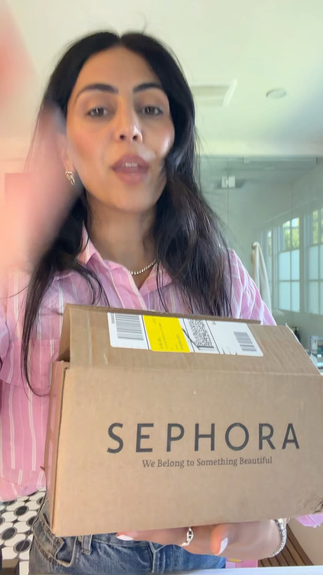 Sephora sale purchases and repurchases - stuff i really like! 

Saie liner - share flirt 
Ilia shadow shade Jubilee 
Merit bronzer shade Siene 
Lawless foundation shade 9L 
Henry rose perfume 
Innbeauty extreme creame 

#LTKBeauty #LTKgrwm #LTKSaleAlert