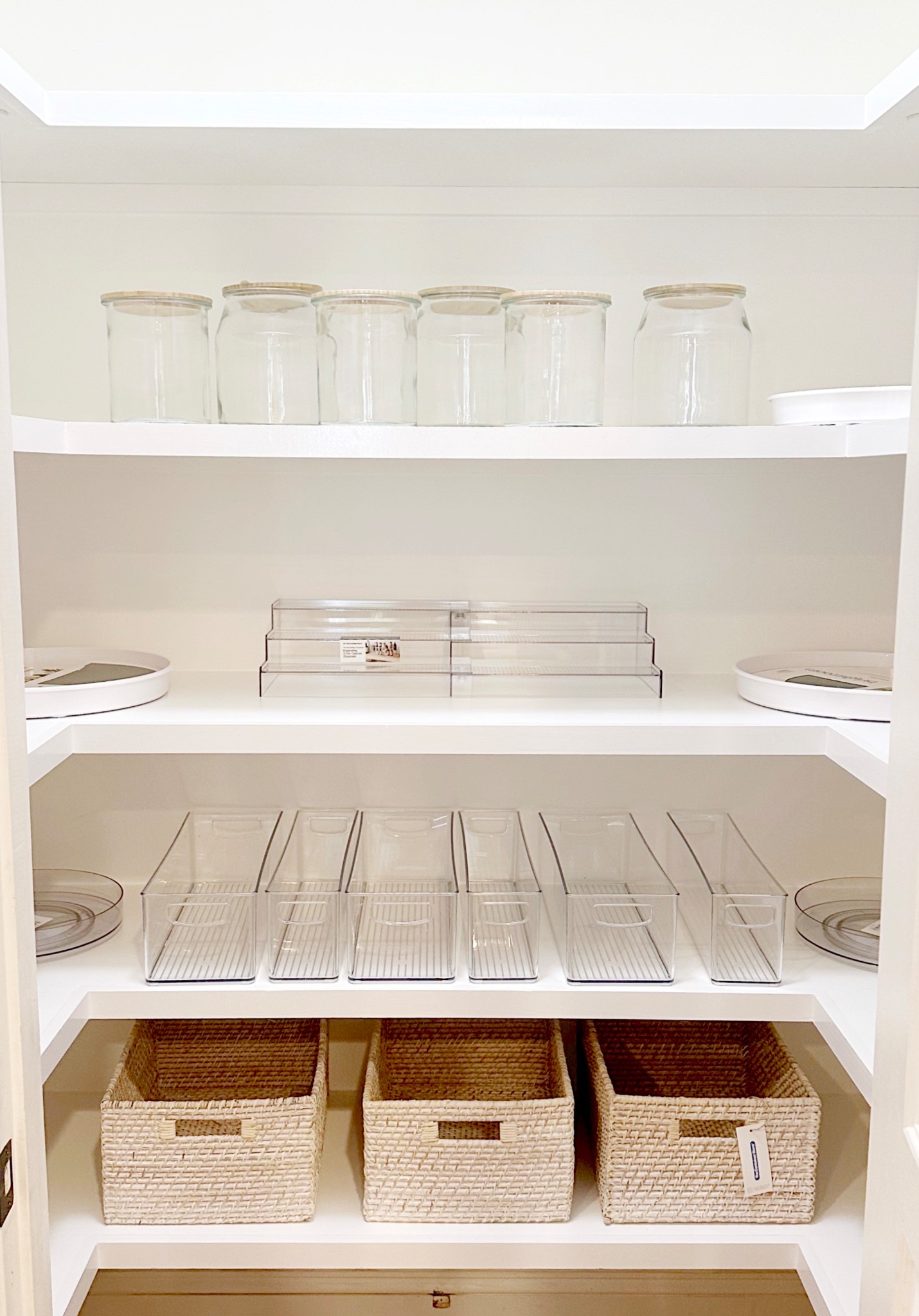 Pantry organizational system ready to be stock-up! 




#LTKSummerEdit #LTKHome #LTKGiftGuide
