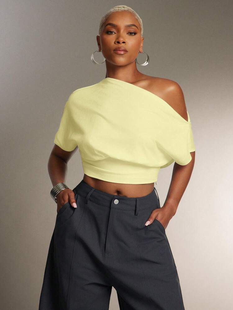 Denimoi Cinched Waist Off Shoulder Top Fashionable Everyday Tops Fashion Tshirt | SHEIN