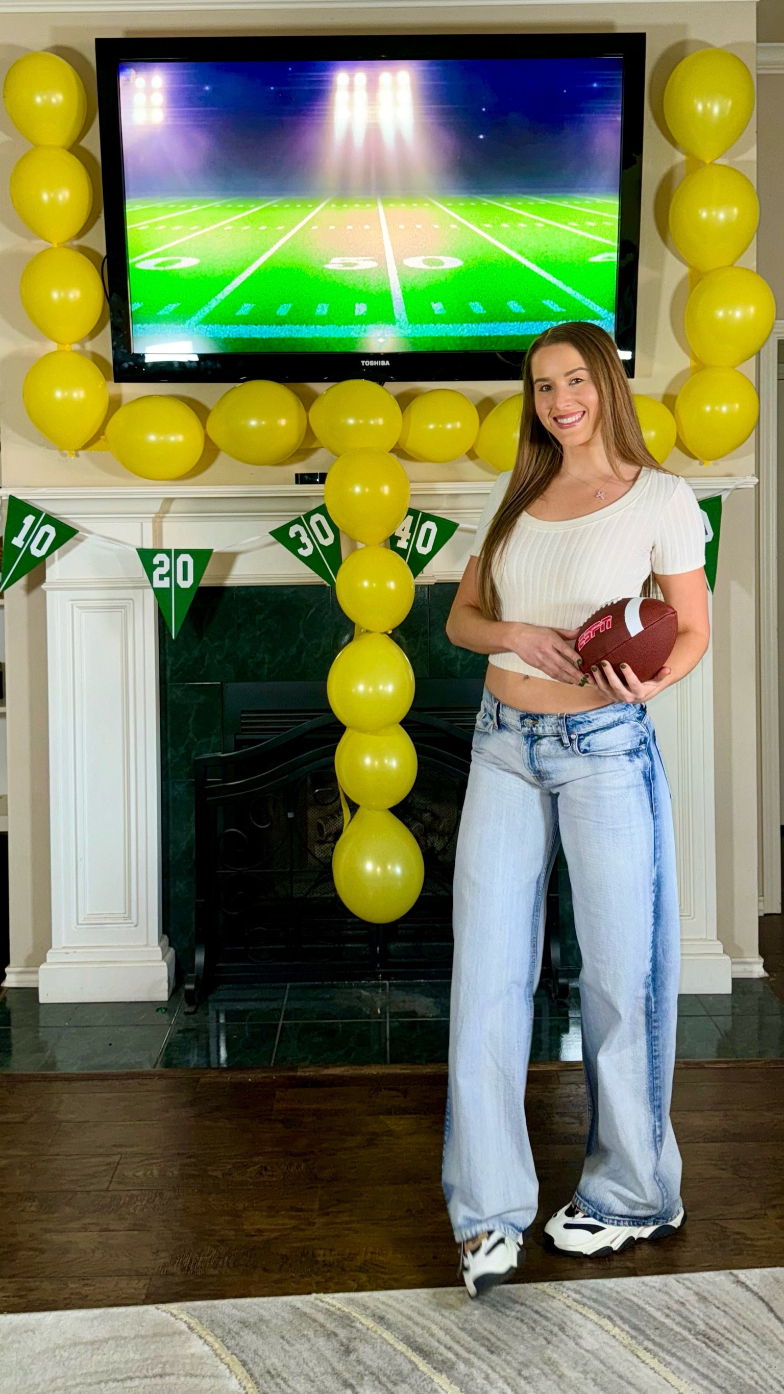 Jeans. Tall girl jeans. Tall jeans. Sneakers. Steve Madden shoes. Wide leg jeans. Jeans for tall girls. Tall pants. Street sneakers. Casual sneakers.

#LTKstyletip