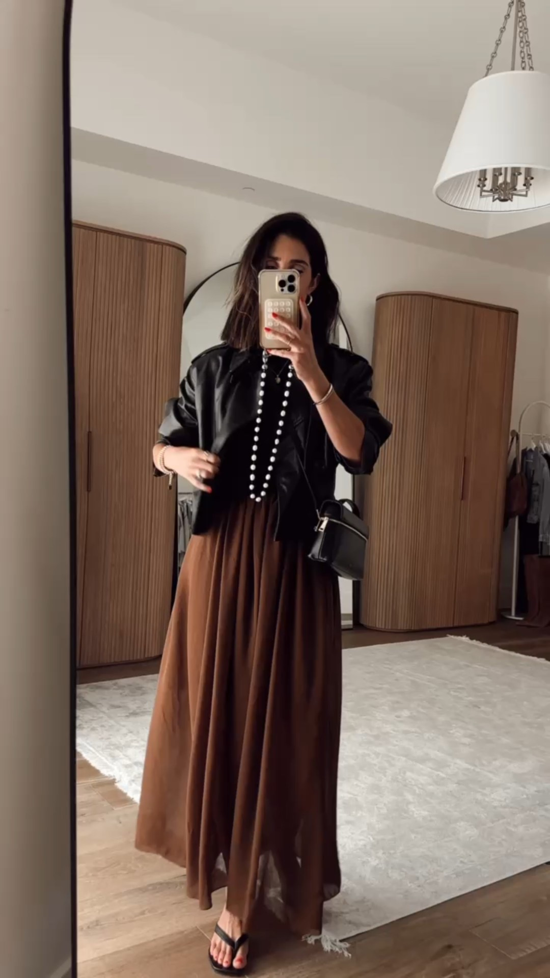 I highly recommend this skirt as a closet staple for year round! I own it in multipe colors and it’s so easy to dress up or down. I’m just shy of 5-7” wearing the size medium #stylinbyaylin #closetstaple #amazonfind

#LTKTall #LTKOver40 #LTKSeasonal