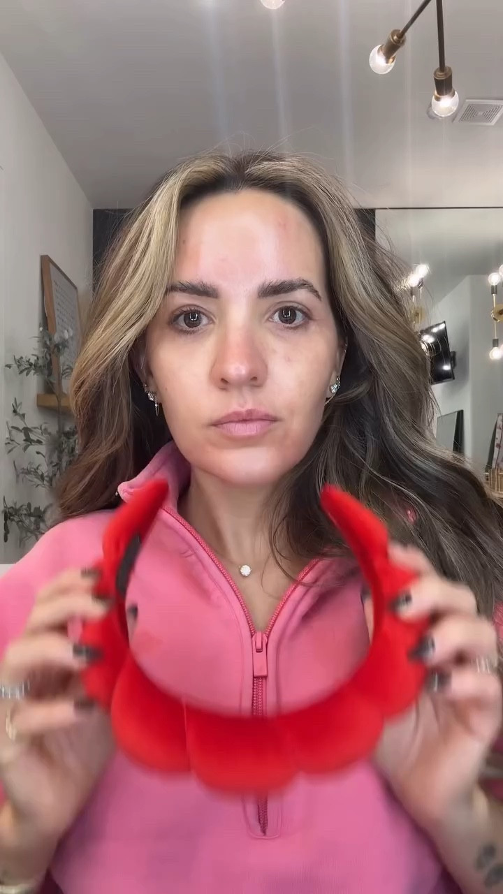 Wake 🆙 and makeup💋

makeup routine, makeup must haves, bestselling beauty, trendy makeup, trendy beauty finds

#LTKBeauty #LTKStyleTip