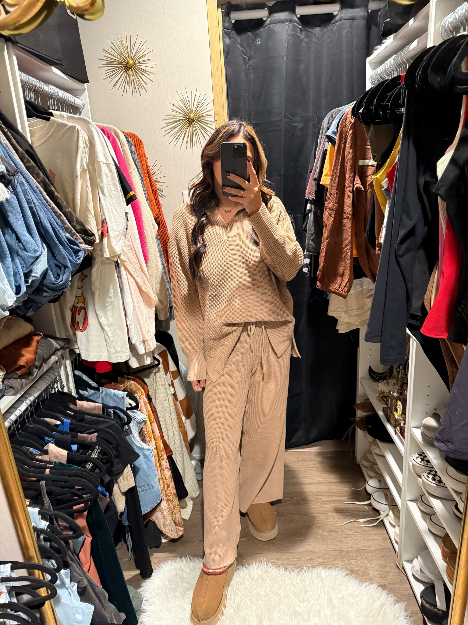 This loungewear set is so comfy and comes in the perfect neutral color that matches the Ugg Tazz slippers for that monochromatic look 

#LTKMidsize #LTKCyberWeek #LTKStyleTip