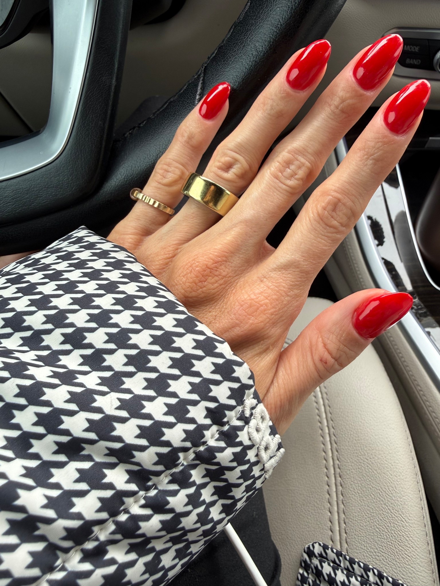 Oura ring I love for steps, sleep. Cycle etc gift idea 

#LTKValentine #LTKSaleAlert #LTKPlusSize