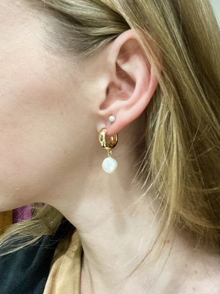 New earrings from Electric Picks ⚡️🤍

#LTKGiftGuide #LTKSeasonal #LTKFind