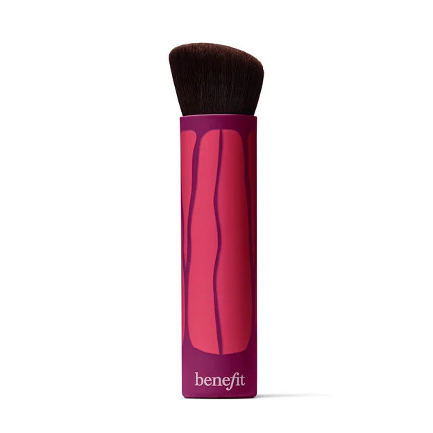 Hoola WaveMaker Bronzing Balm Brush
                            
                                ... | Benefit Cosmetics (US)