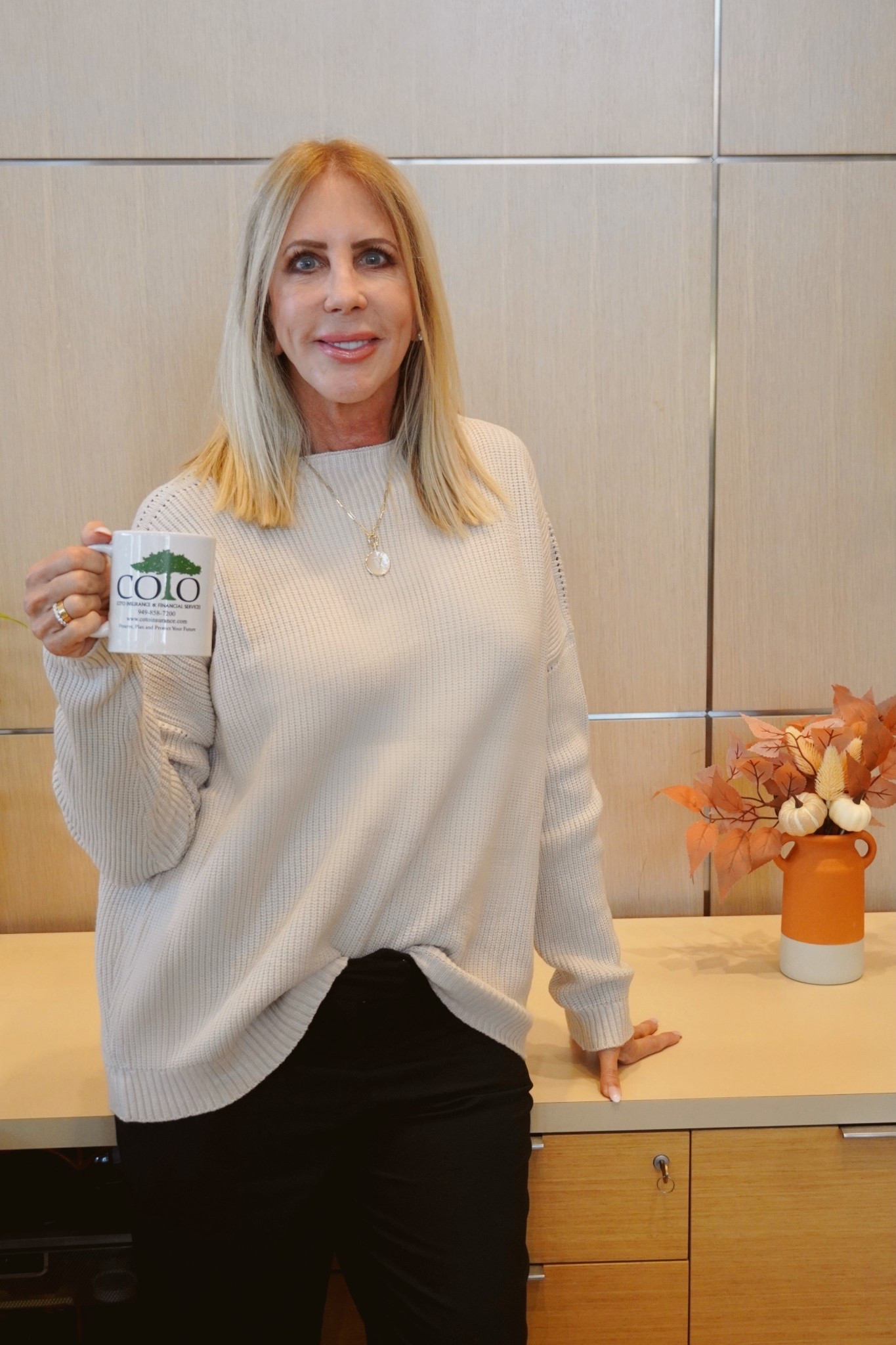 Just added the coziest sweater to my wardrobe and I’m obsessed 😍 Perfect for the chilly weather, easy to style, and it won’t break the bank. Dress it up, dress it down…she’s ready for every occasion. Grab yours before it’s gone! 

#LTKHoliday #LTKootd