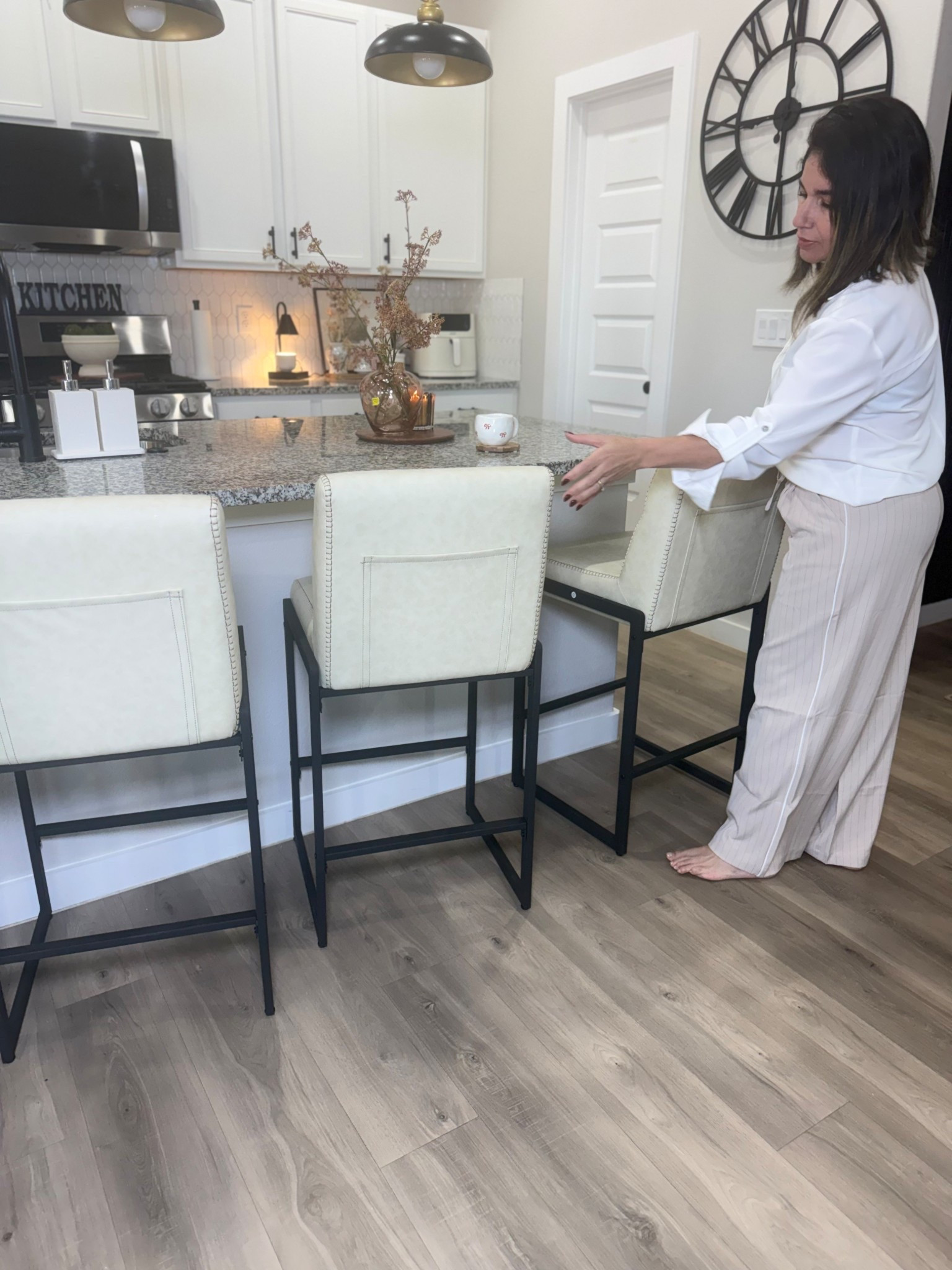 Así lucen mis sillas de la isla de mi cocina 



#LTKHome #LTKSeasonal #LTKActive