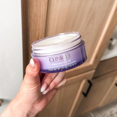 Clinique’s cleansing balm is half the price of Elemis but works just as well! 👏🏼 Use it before washing your face to remove makeup and to prep the oils in your skin for cleansing. I swear your skin will feel soooo much cleaner when you incorporate a cleansing oil/balm!

amazon finds, amazon beauty, skincare favorites, amazon skincare, skincare essentials

#LTKbeauty #LTKfindsunder50