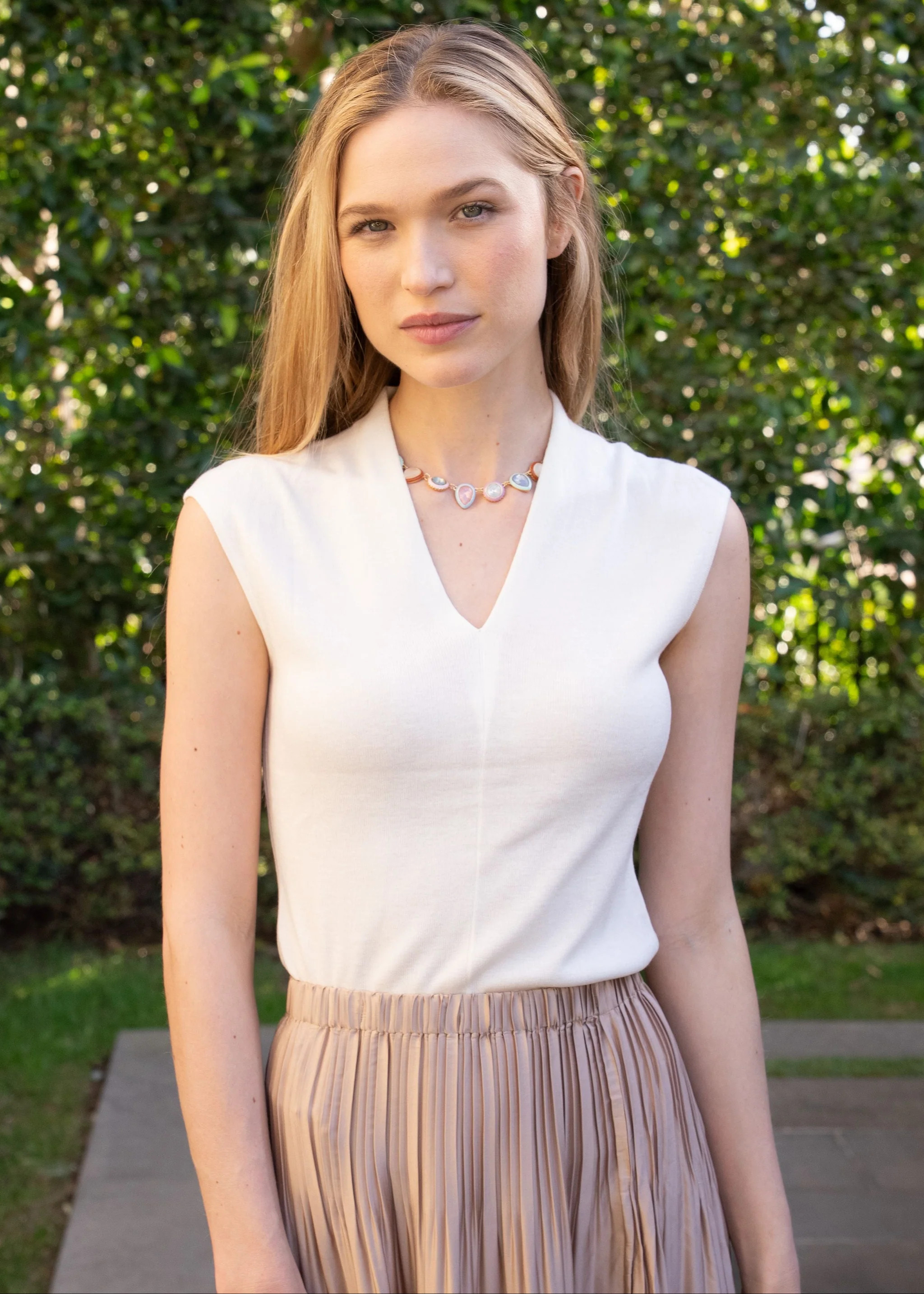 Tati V-Neck Sleeveless Knit Top - Cream | Benaar La