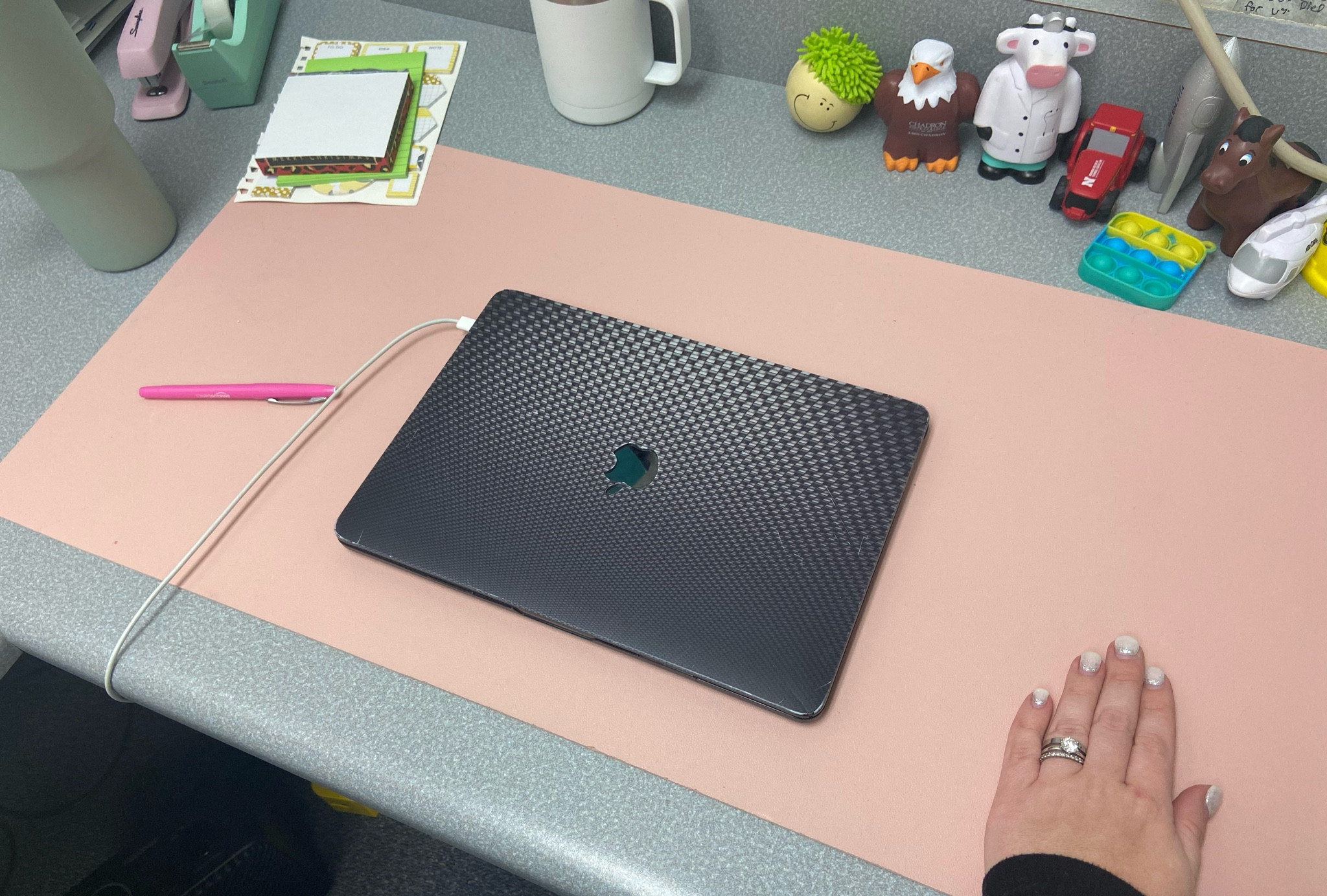 My desk mat! Love the pop of color and femininity it brings to my office 😍 

#LTKstyletip #LTKworkwear #LTKhome