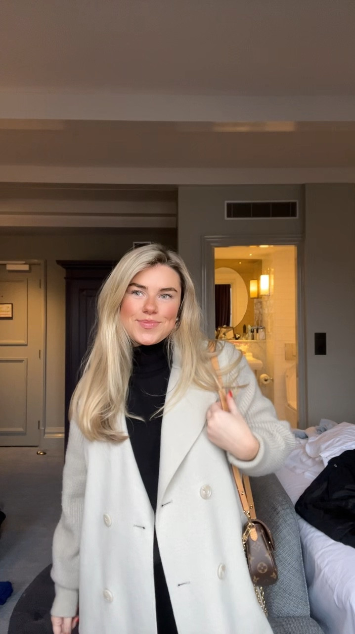 europa! coat is the ellen tracy sweater-sleeve trench from nuuly!!