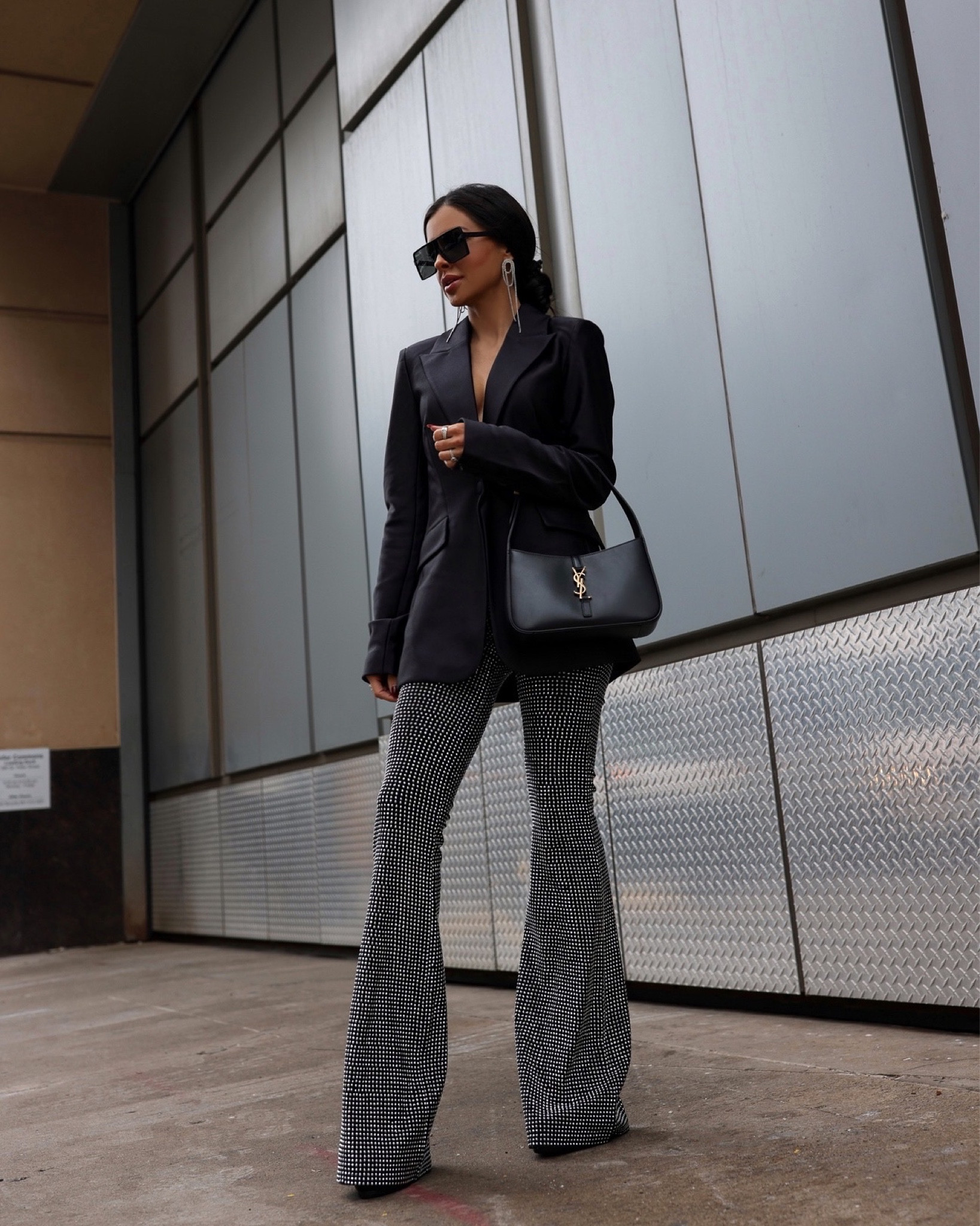 Holiday party outfit ideas from Saks
Good American sequin pants wearing an XS
Good American satin black blazer wearing an XS


#LTKCyberWeek #LTKstyletip #LTKHoliday