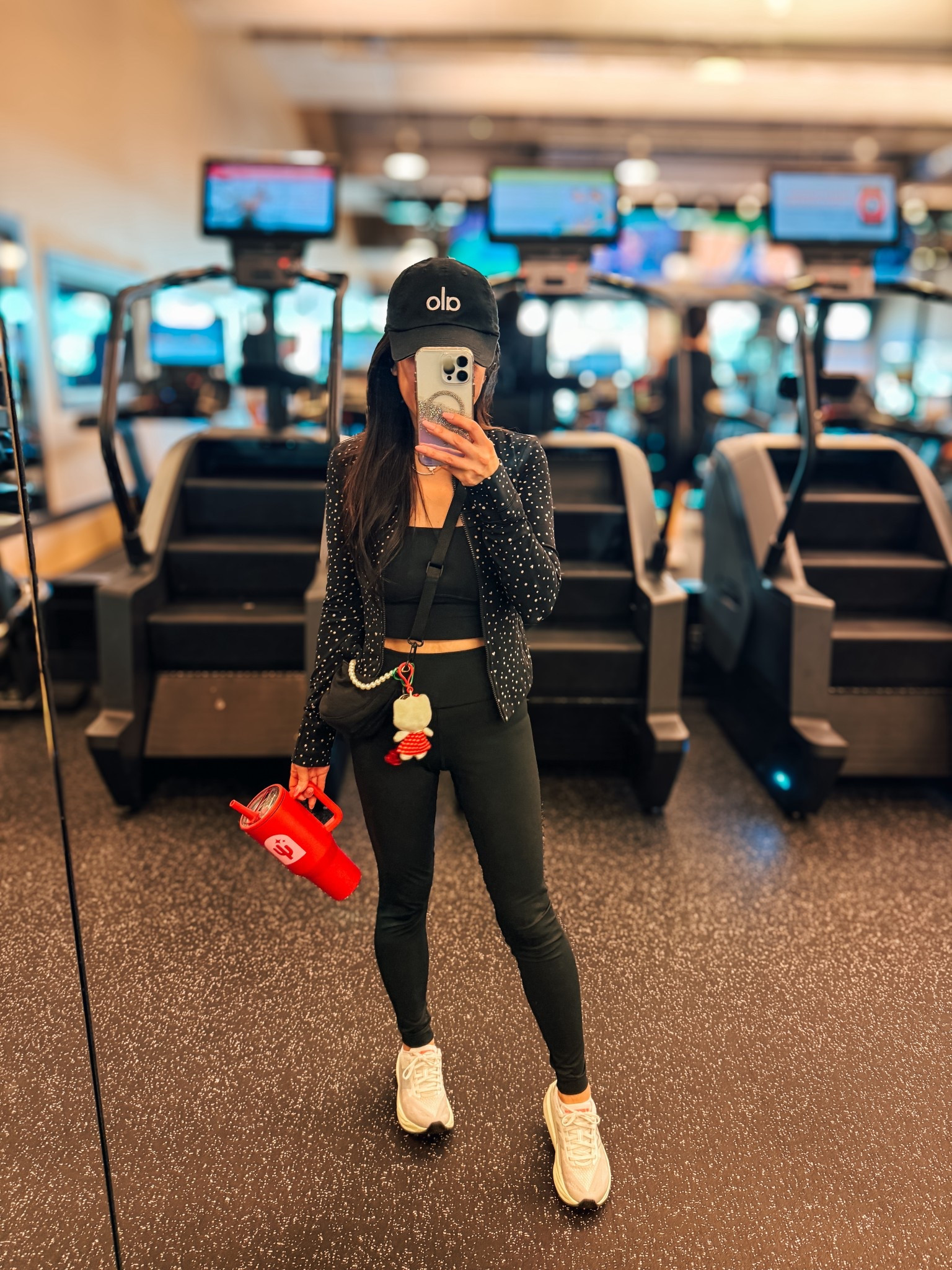 My go to gym outfit 
This cropped jacket is so comfy and perfect for an outdoor run too

#LTKdayinmylife #LTKfitnessgoals #LTKOver40