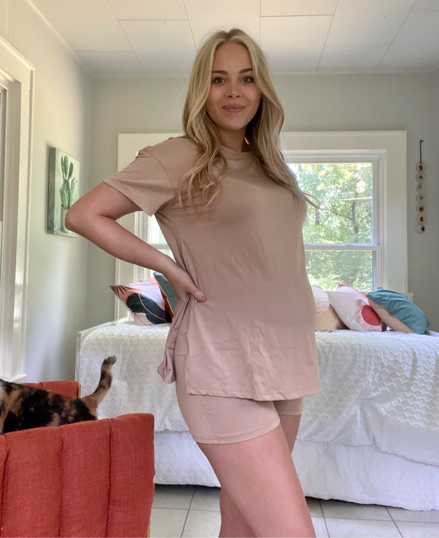 Maternity two piece neutral tan set tshirt oversized 

#LTKbump #LTKFitness #LTKbaby