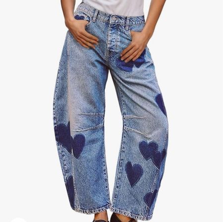 Amazon barrel jeans ❤️ #amazonfinds #amazonfashion #barreljeans 

#LTKfindsunder100 #LTKSeasonal #LTKstyletip
