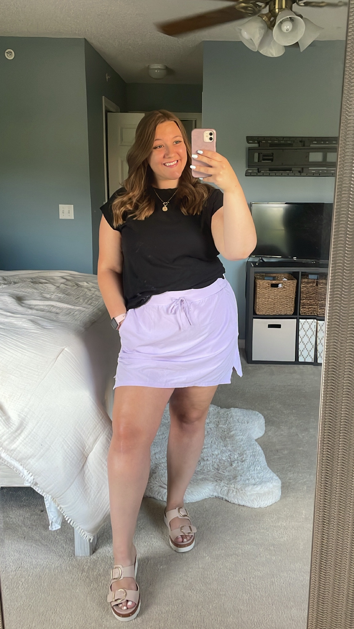 This is one of my go-to summer outfits! The skort from Target is my favorite to wear to school, too! 

Tee // Target // size XL
Skort // Target // size XXL
Sandals // Amazon // size 9.5 

#LTKActive #LTKMidsize #LTKBacktoSchool
