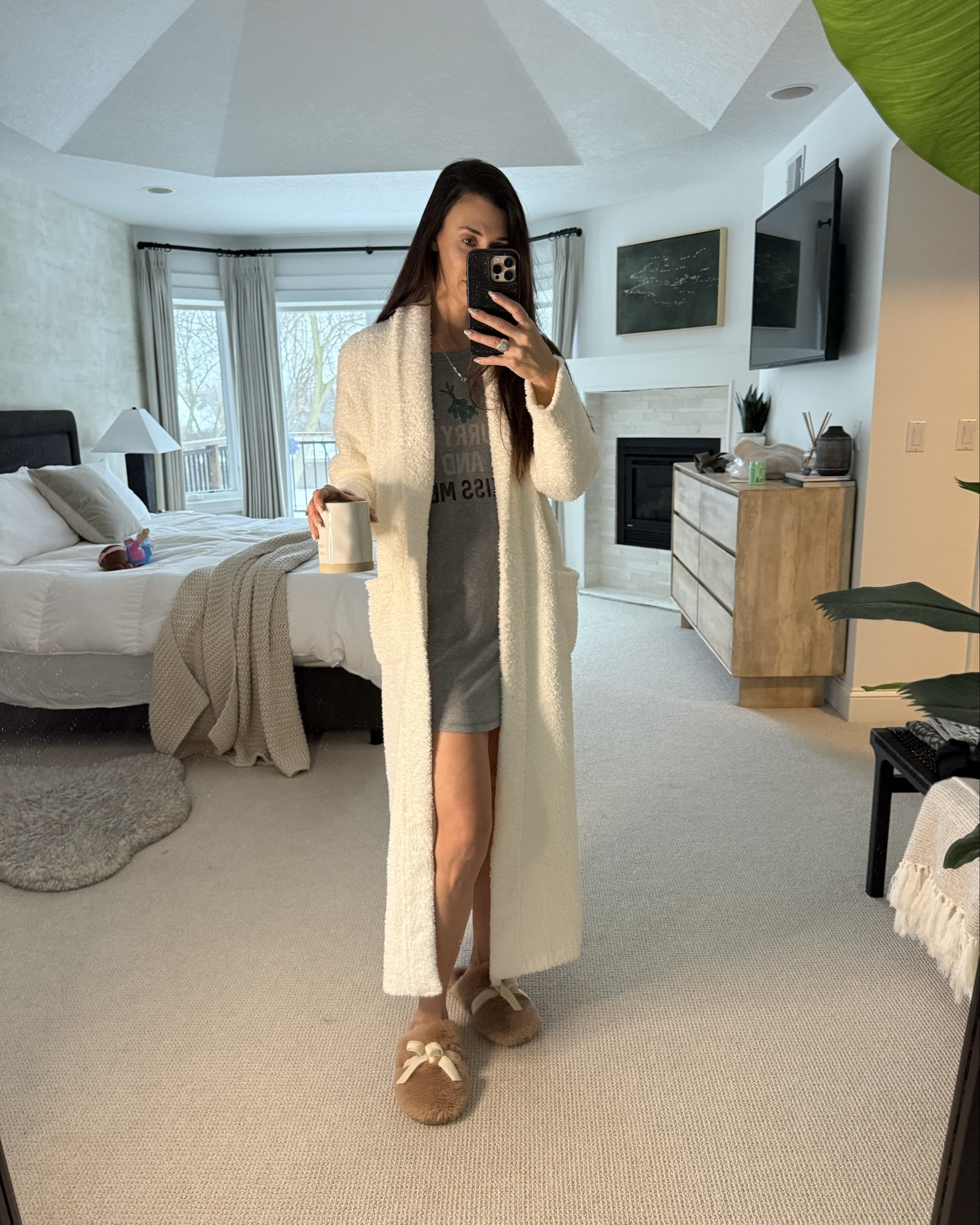 If I had an Amazon gift card from Christmas  this is what I would spend it on. The softest, thickest robe ever. 

#LTKGiftGuide #LTKgrwm #LTKootd