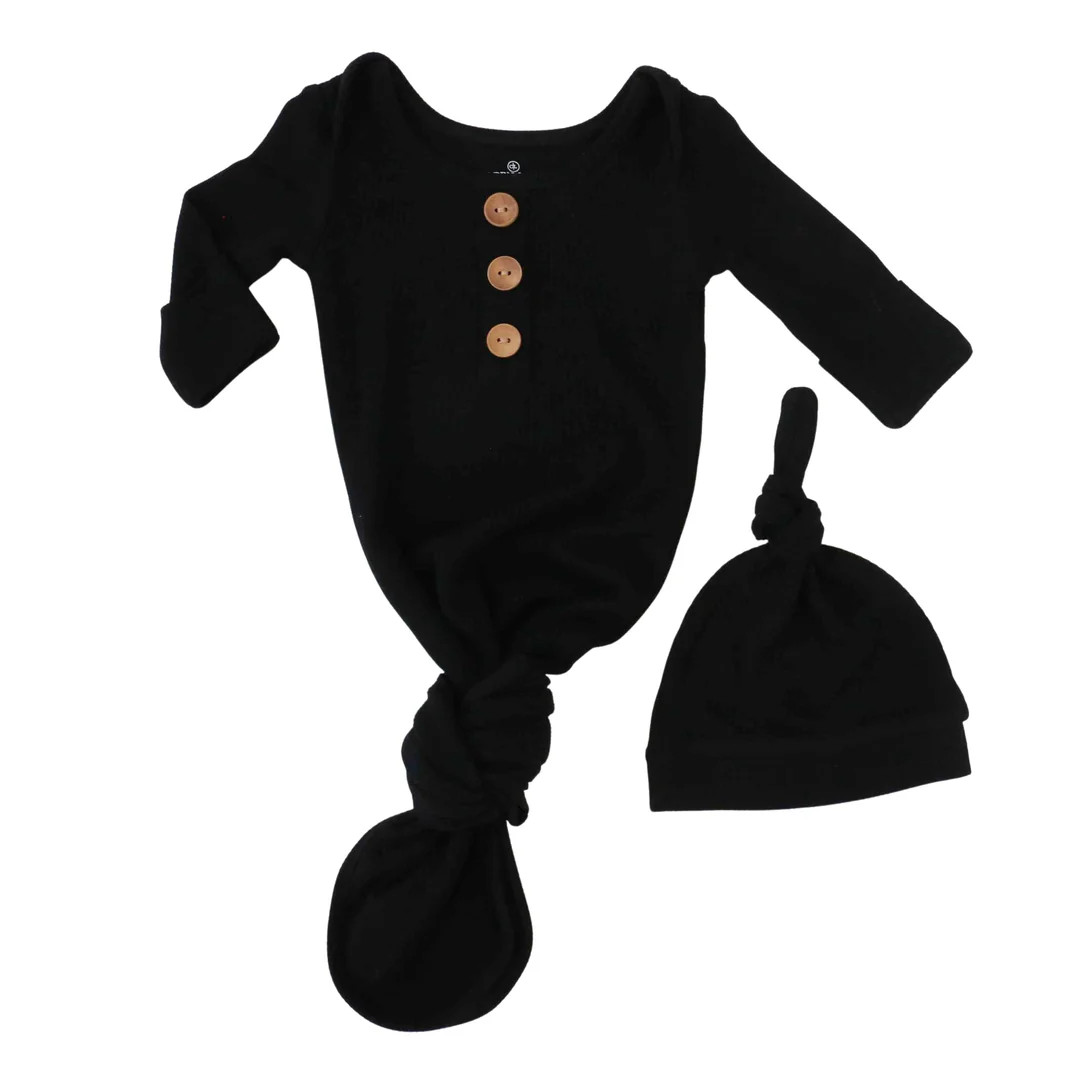 Black Waffle Bamboo Newborn Baby Knot Gown & Hat Set | Caden Lane