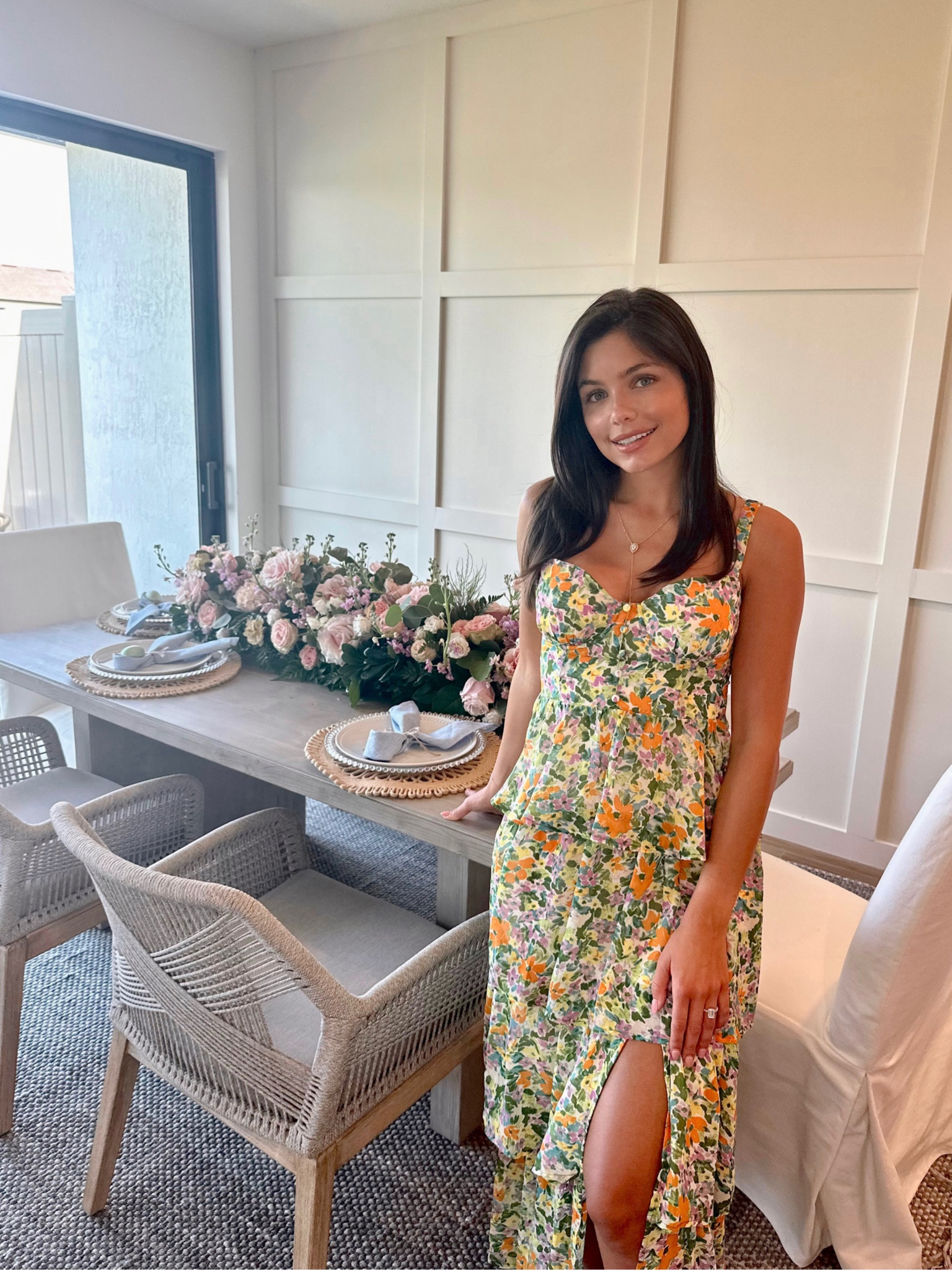 My east Easter table landscape! 🌸🐣 & linking this gorgeous dress from ASTR as well! 



Easter outfit 
Easter decor 
Spring decor 
Kitchen 
Dining room table 
Home finds 
Easter dress 
ASTR 
Pottery Barn 
Amazon finds 
Target finds 

#LTKhome #LTKFind #LTKstyletip