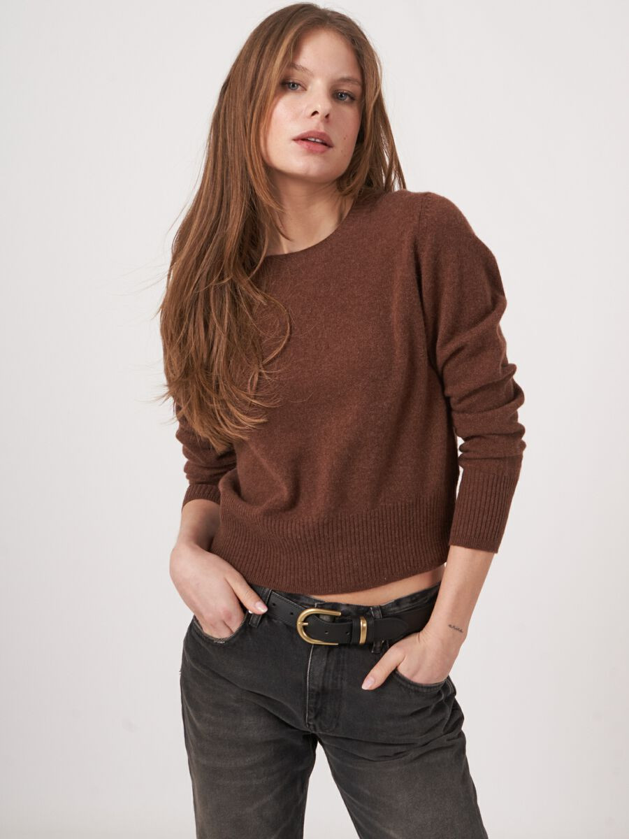 Fine knit round neck cashmere sweater | Repeat Cashmere NL