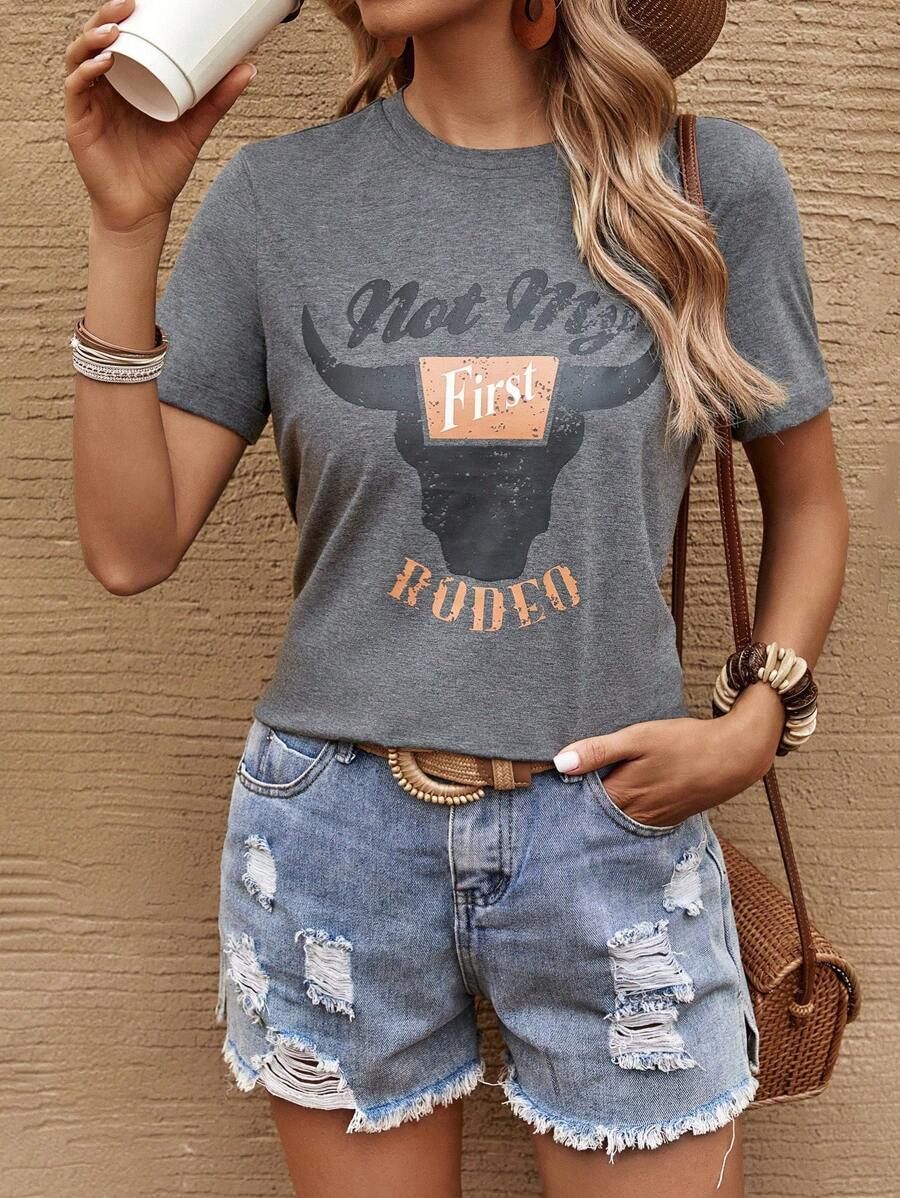 EMERY ROSE Cattle & Letter Graphic Tee | SHEIN