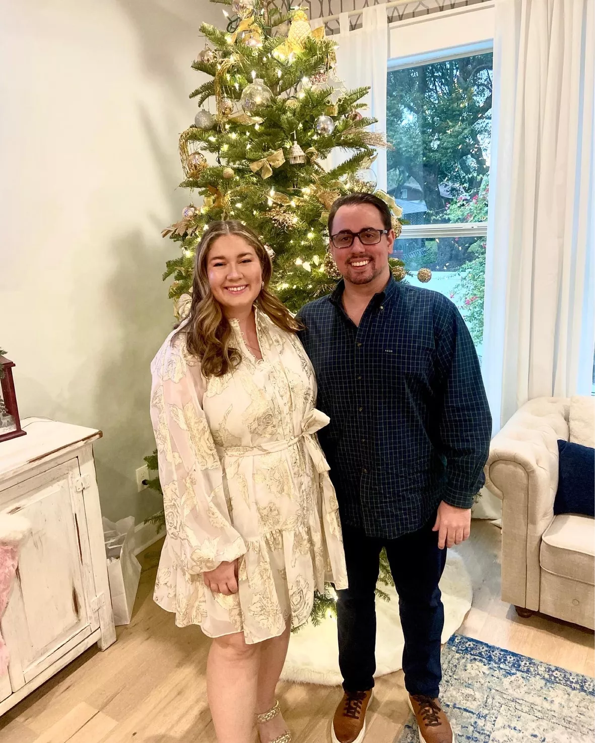 antonio melani white dress anniehappyface is stunning in the Billie Crepe Maxi Dress! Comment blue for a link! . . . . . . #dillards #antoniomelani #dillardscampuscollective Cotton/Elastane Well be wearing the EOS