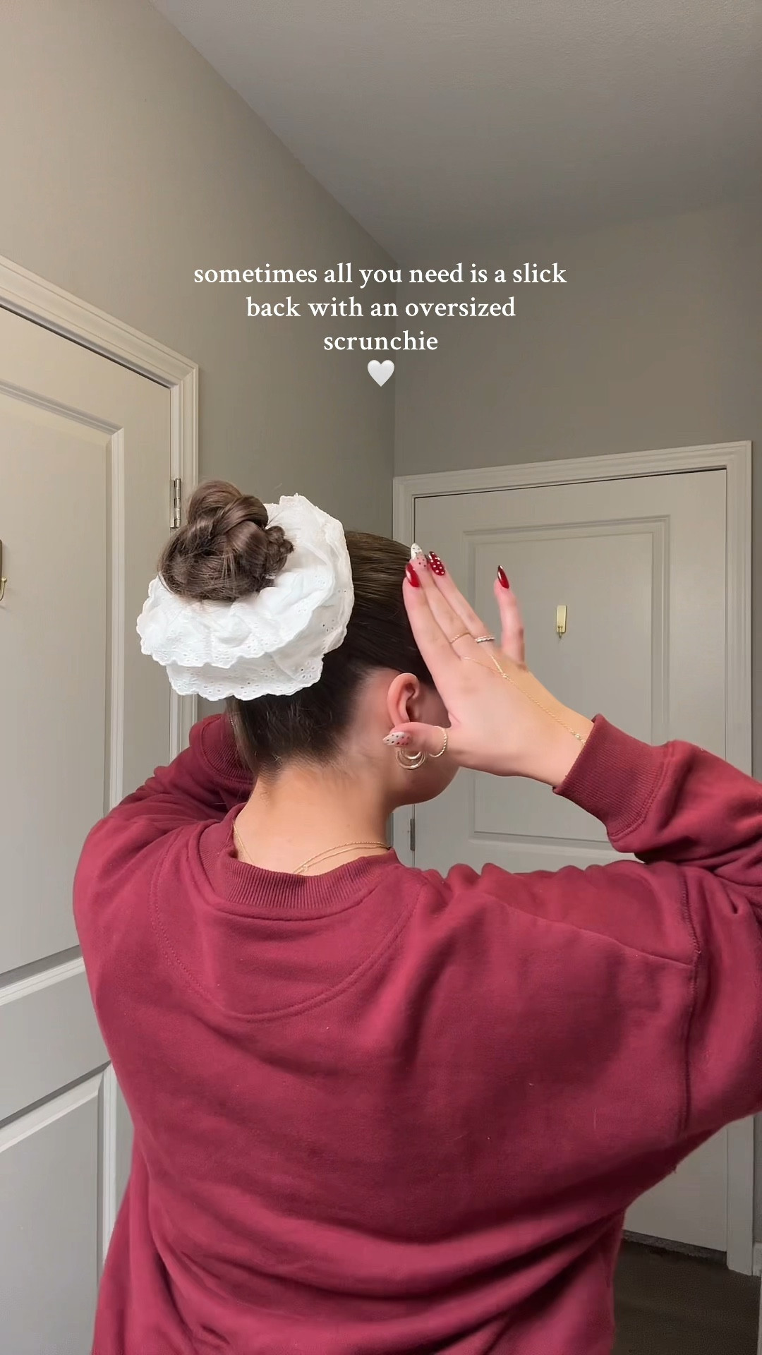 oversized scrunchie!

#LTKBeauty #LTKgrwm #LTKSaleAlert