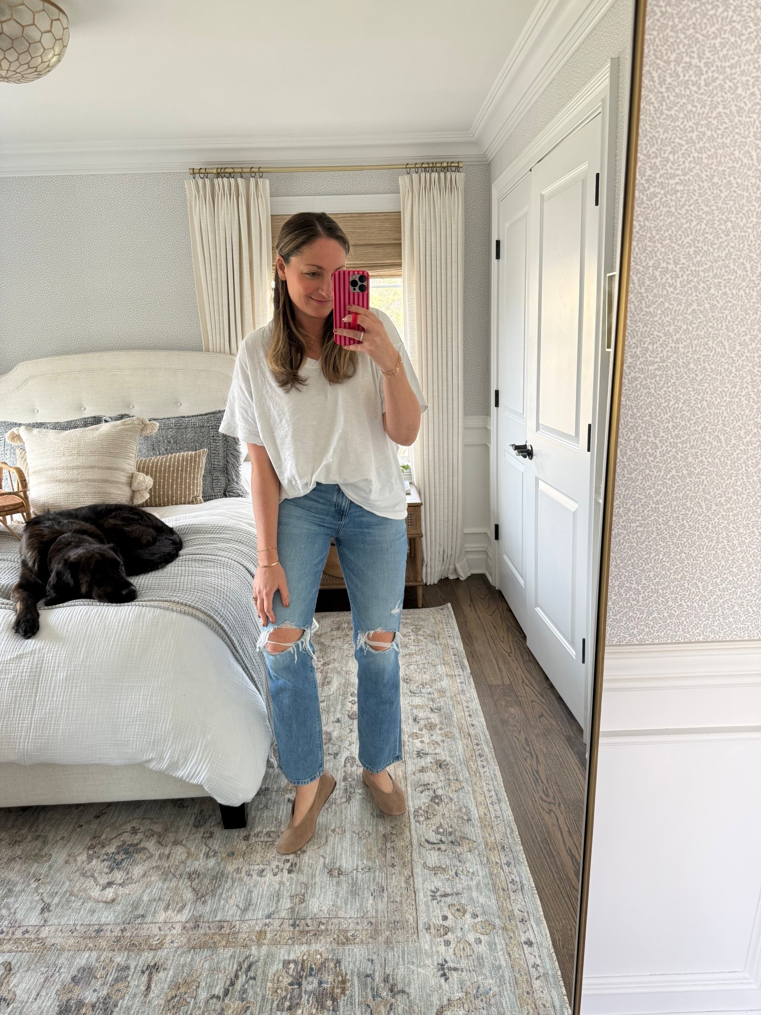 Simple, classic OOTD: a relaxed pair of jeans, oversized white t-shirt and the BEST suede ballet flats that I own in 3 colors!! 

#LTKSaleAlert #LTKSeasonal #LTKootd