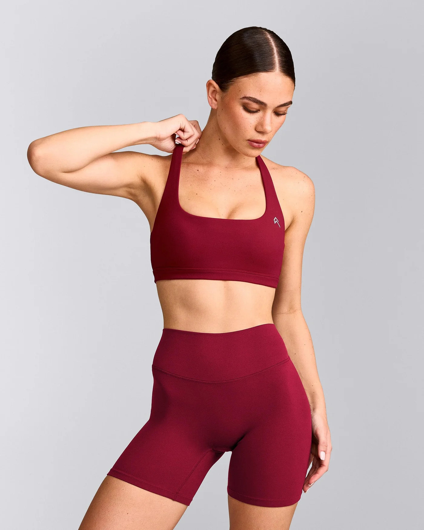 EasyLift\u2122 Halter Bralette 
 Ruby Red | Oner Active (UK / US)