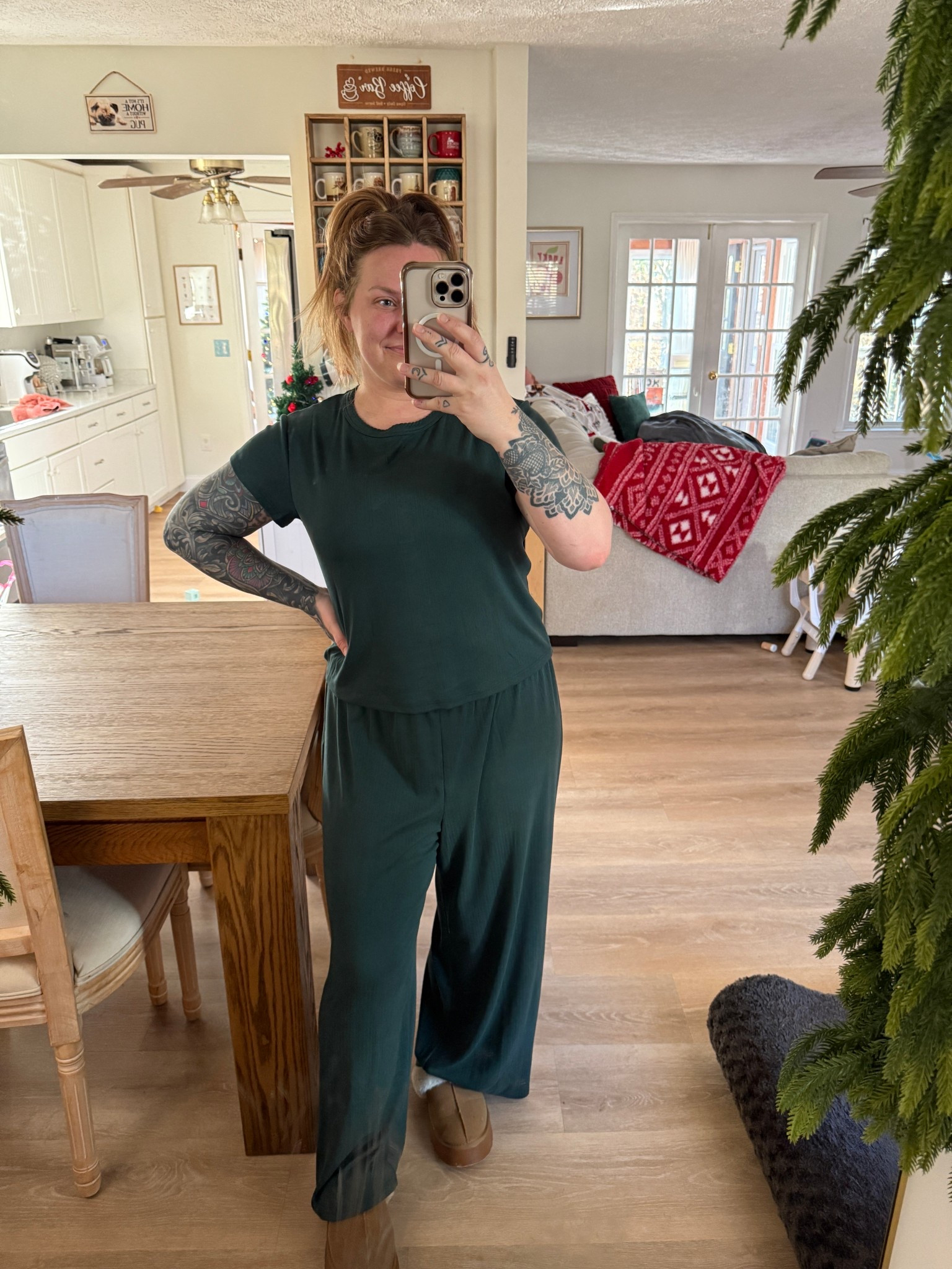 Softest tshirt lounge set from Target. True to size! I’m an XL.

#LTKFindsUnder100 #LTKootd #LTKMidsize