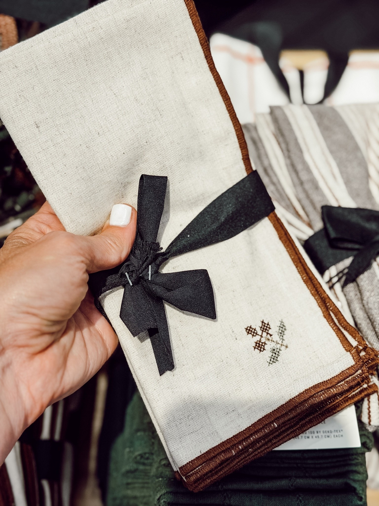 Love these adorable napkins. #target #targetambssador

#LTKHome #LTKSeasonal