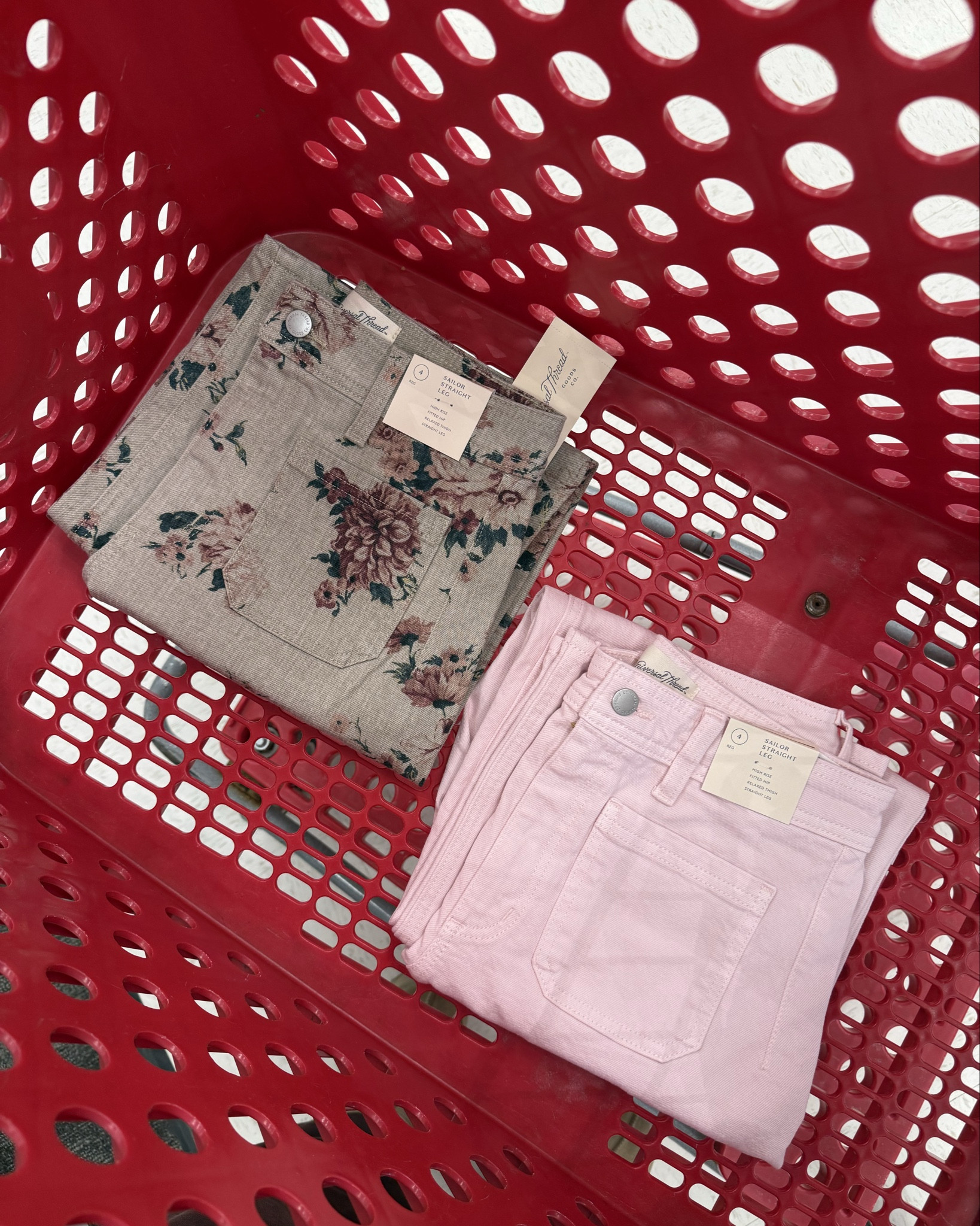 SCREAMING!! At these new Target arrivals ❣️‼️  I could hardly choose my top faves! 

#targetstyle #targetfinds #newarrivals #valentinesday #valentines


#LTKootd #LTKSeasonal #LTKFindsUnder50