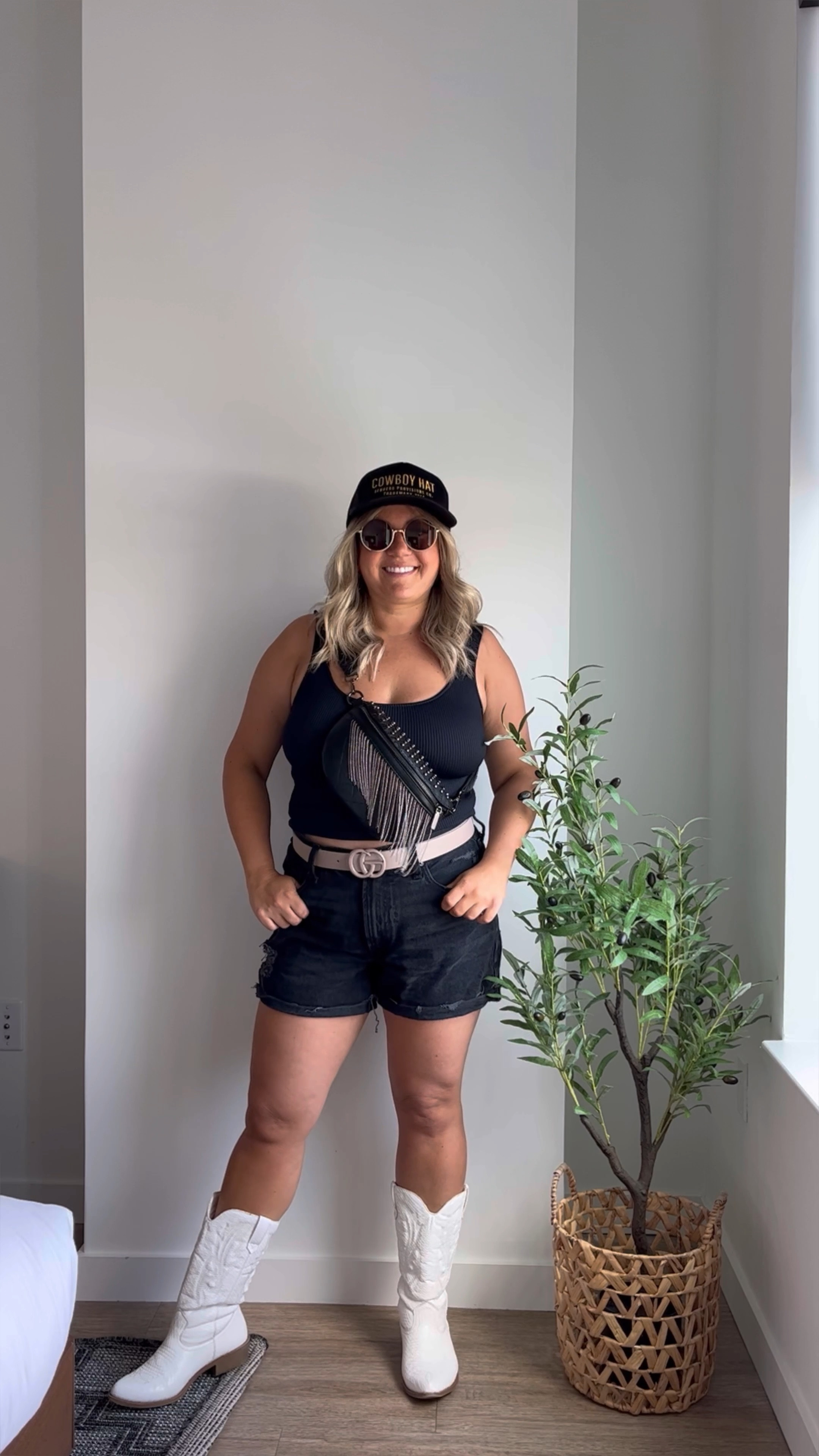 Midsize Nashville outfit #2
Some items are NOT EXACT but I’ve added similar ones

#LTKtravel #LTKunder50 #LTKcurves