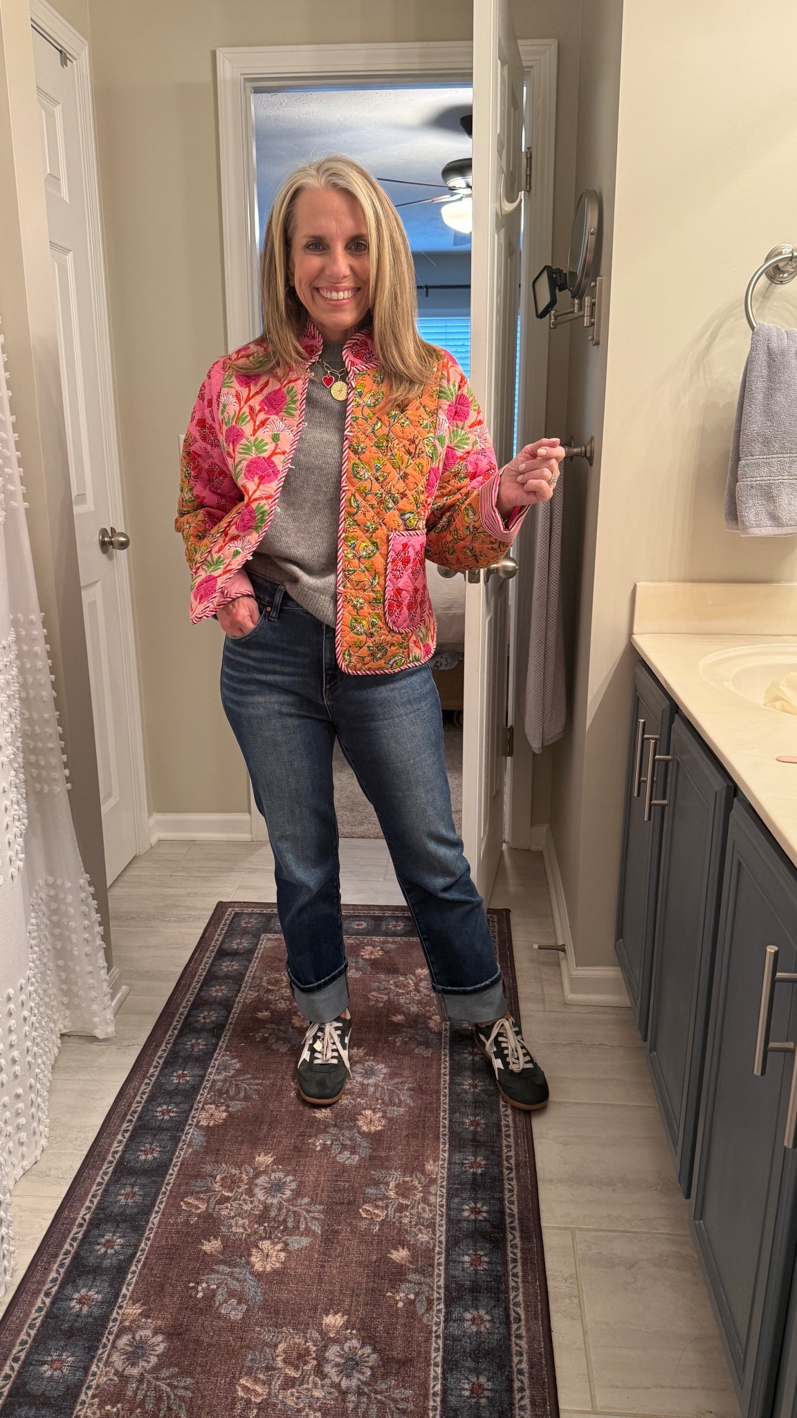 Jeans and sneakers have become my go to…and if you’d told me 20 years ago that would be the case I would have said NO WAY! 

#LTKSaleAlert #LTKFindsUnder100 #LTKOver40