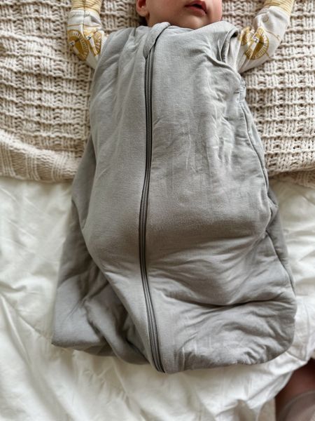 baby sleep sack 🐻

halo sleep sack, baby swaddle, baby essentials, baby must haves, baby registry

#LTKbaby
