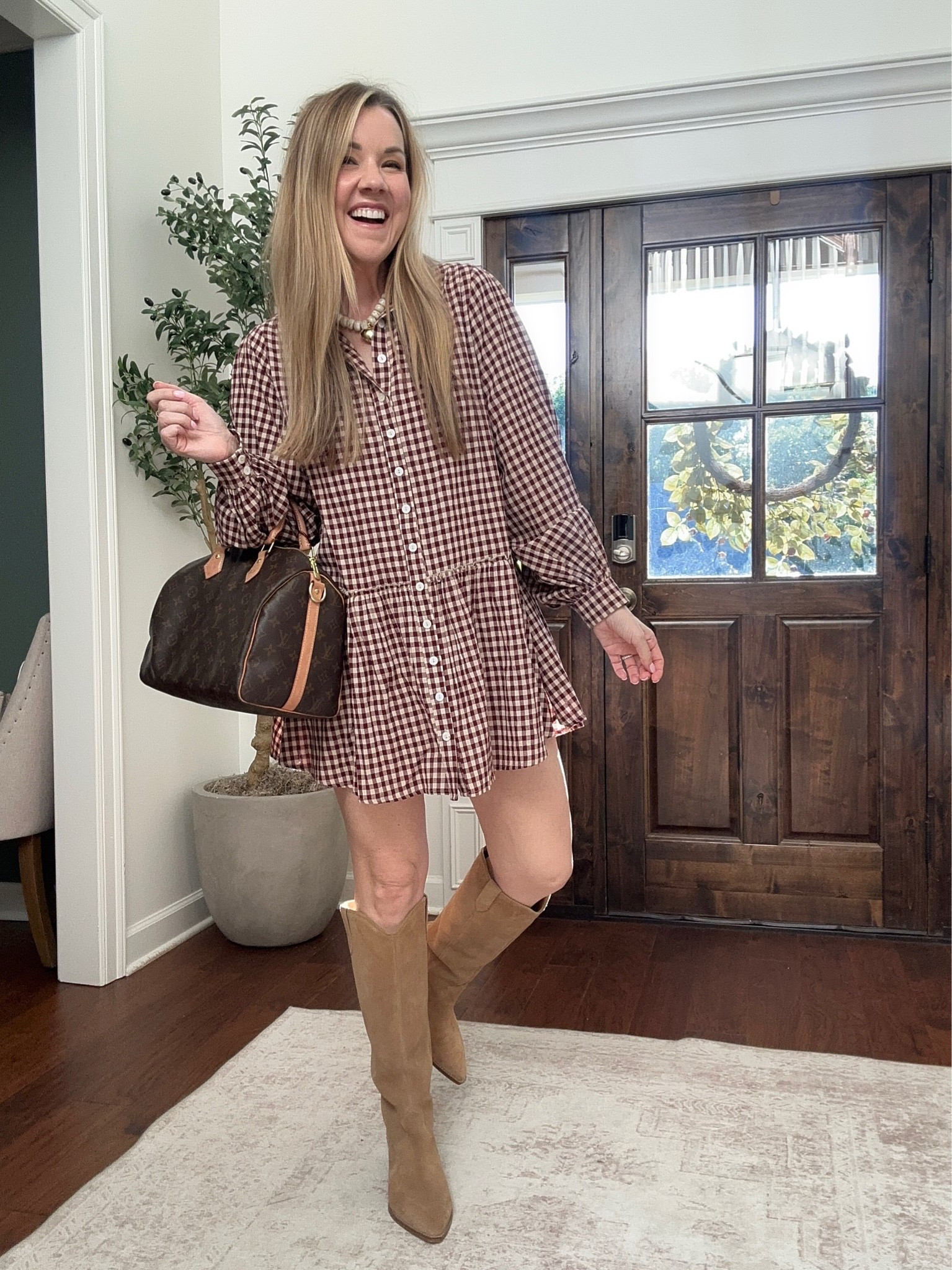 Dinner with friends OOTD

Dress is old, but I’ll link some similar options!

#LTKootd