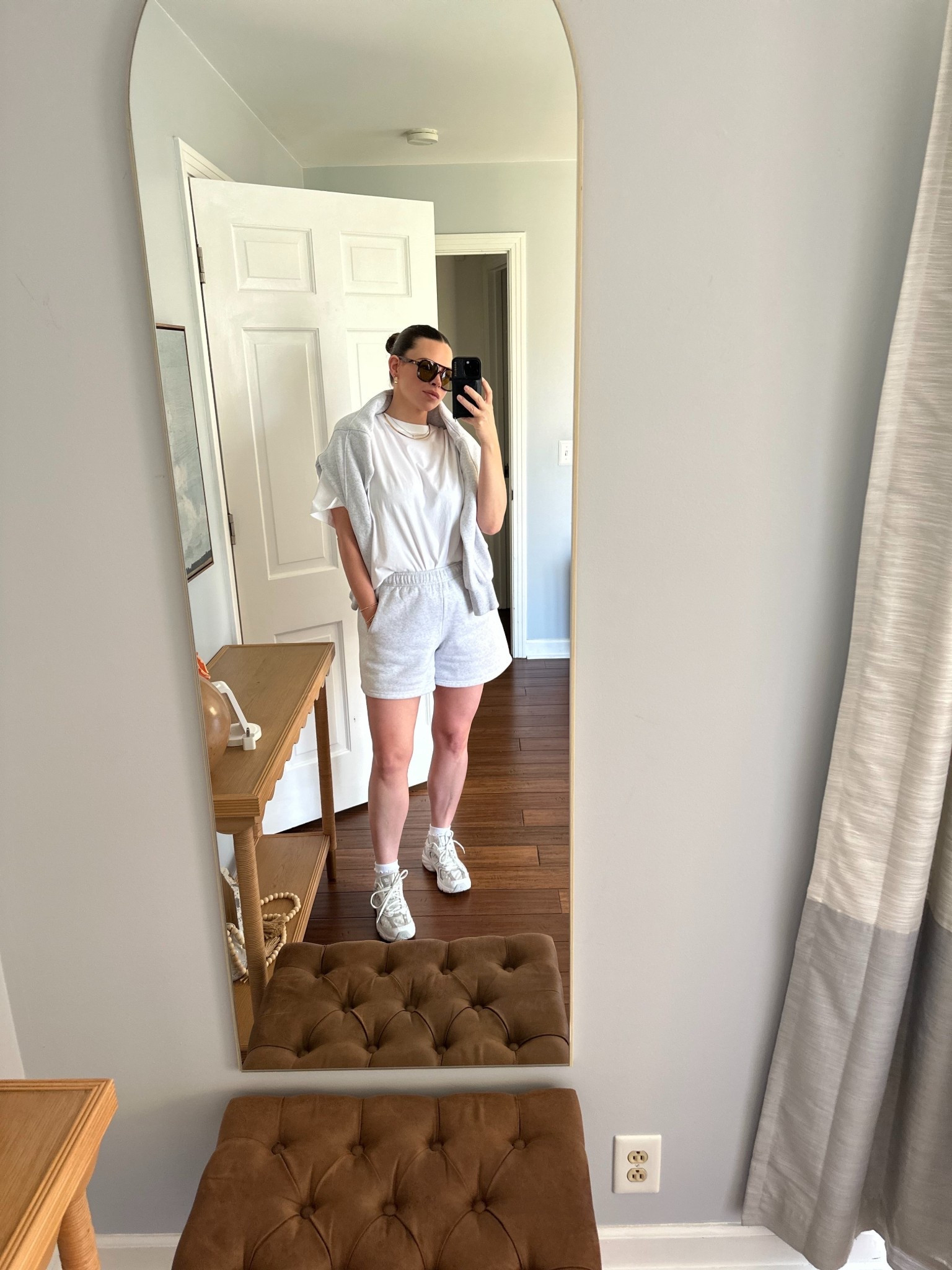 Effortlessly Cool Mom OOTD

#LTKmomlife #LTKootd #LTKSaleAlert