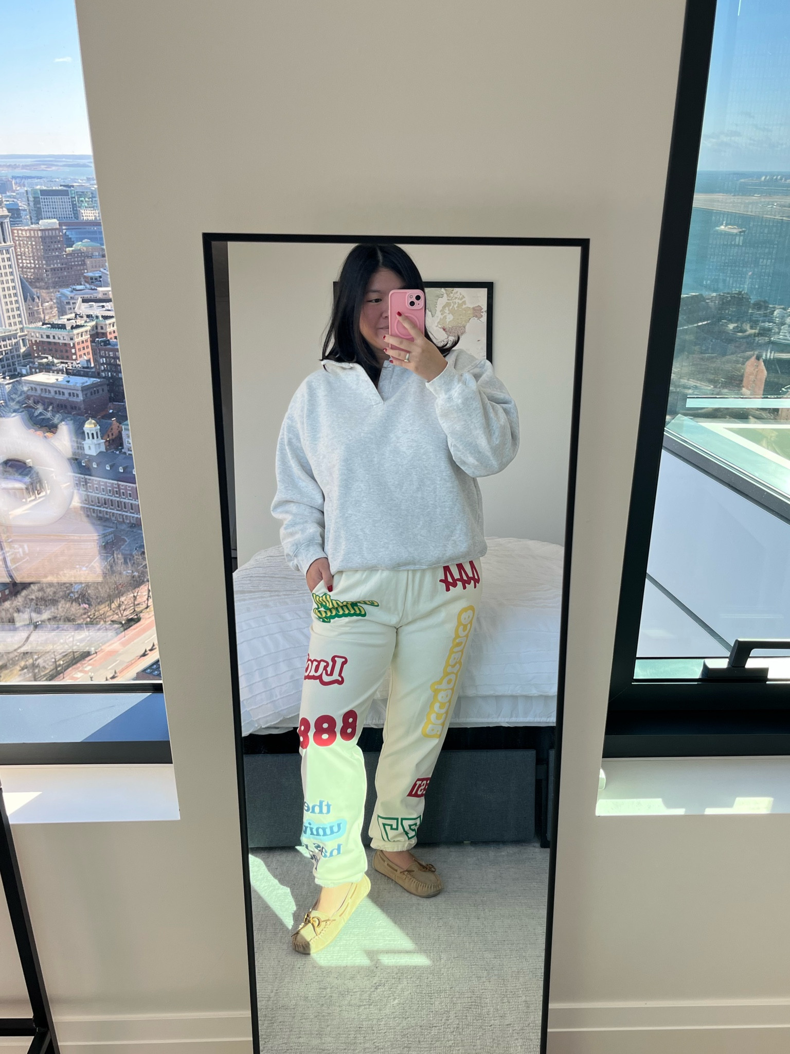 Happy Friday 🫶🏼

#LTKStyleTip #LTKGiftGuide #LTKFindsUnder100