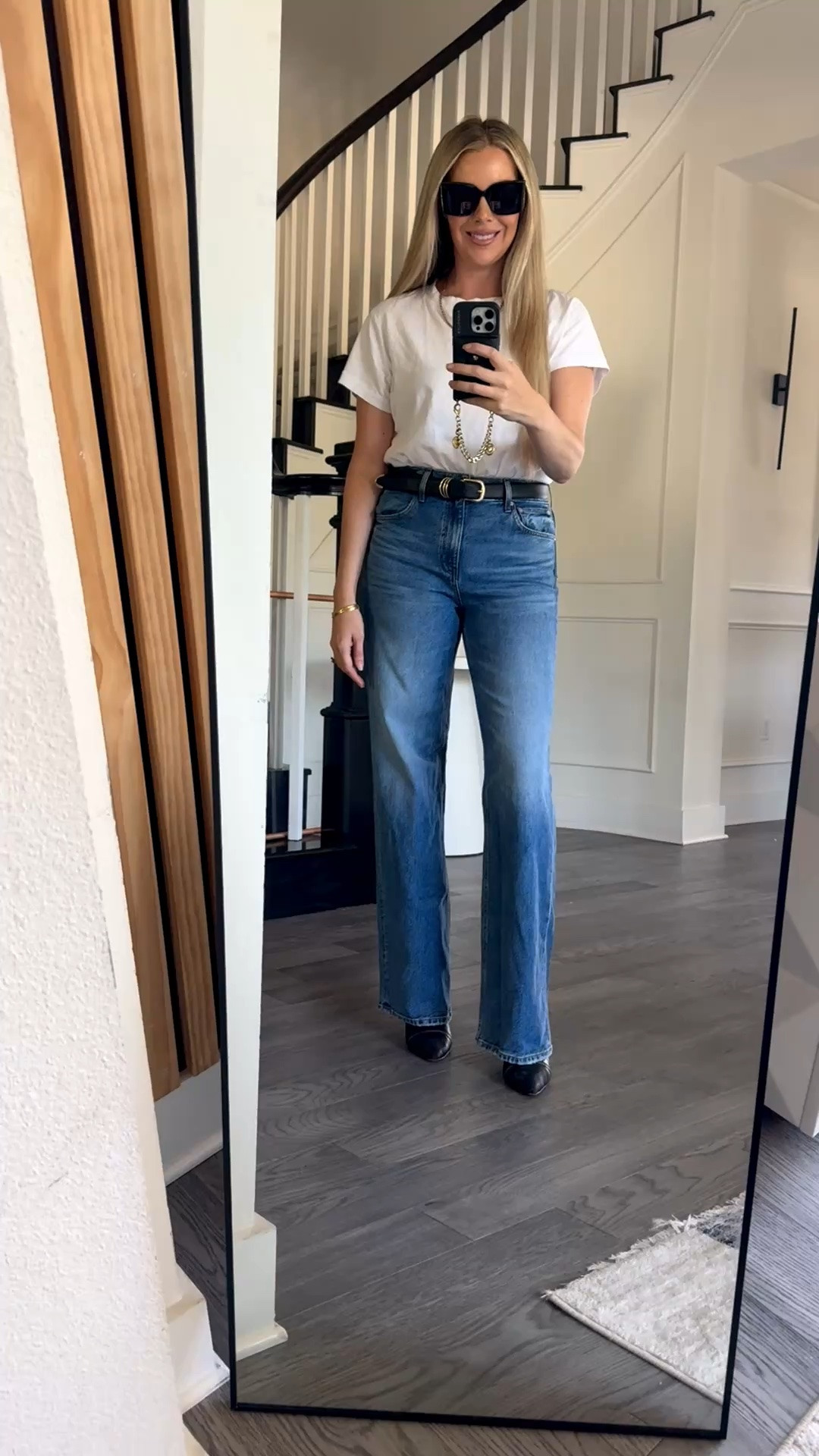 The AYR Secret Sauce jeans live up to the hype 👖 They come in 3 lengths, lots of washes and are the classic straight cut everyone wants for Fall